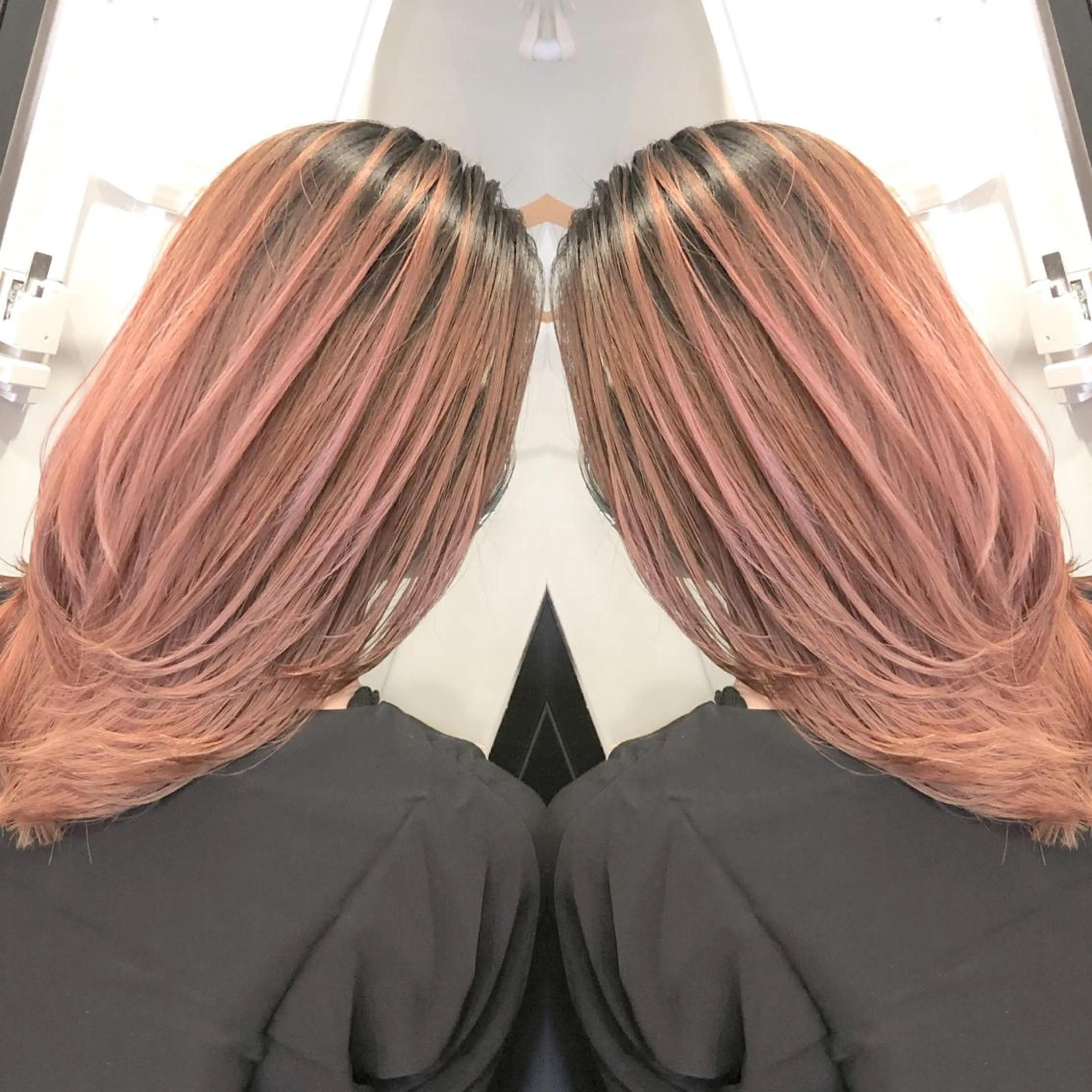 ミディアム カラー ヘアアレンジ バレイヤージュ デザインカラー ハイライトカラー 外国人風カラー ハイライト アンドウ ユウ/ レイヤーカット/韓国のヘアスタイル