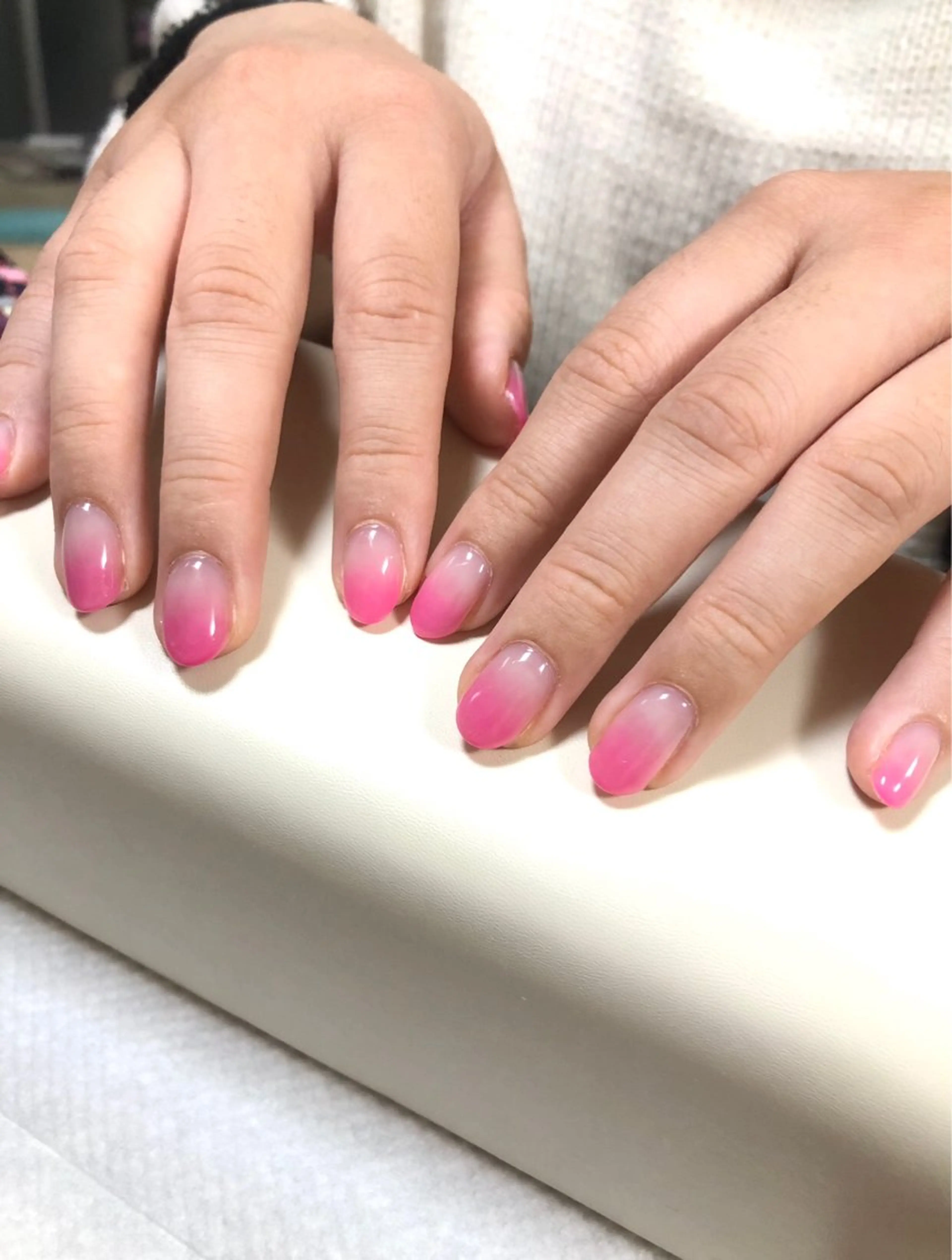ネイル グラデーション ピンク 春ネイル ハンドネイル meeho所属・salon *meehoのネイルデザイン