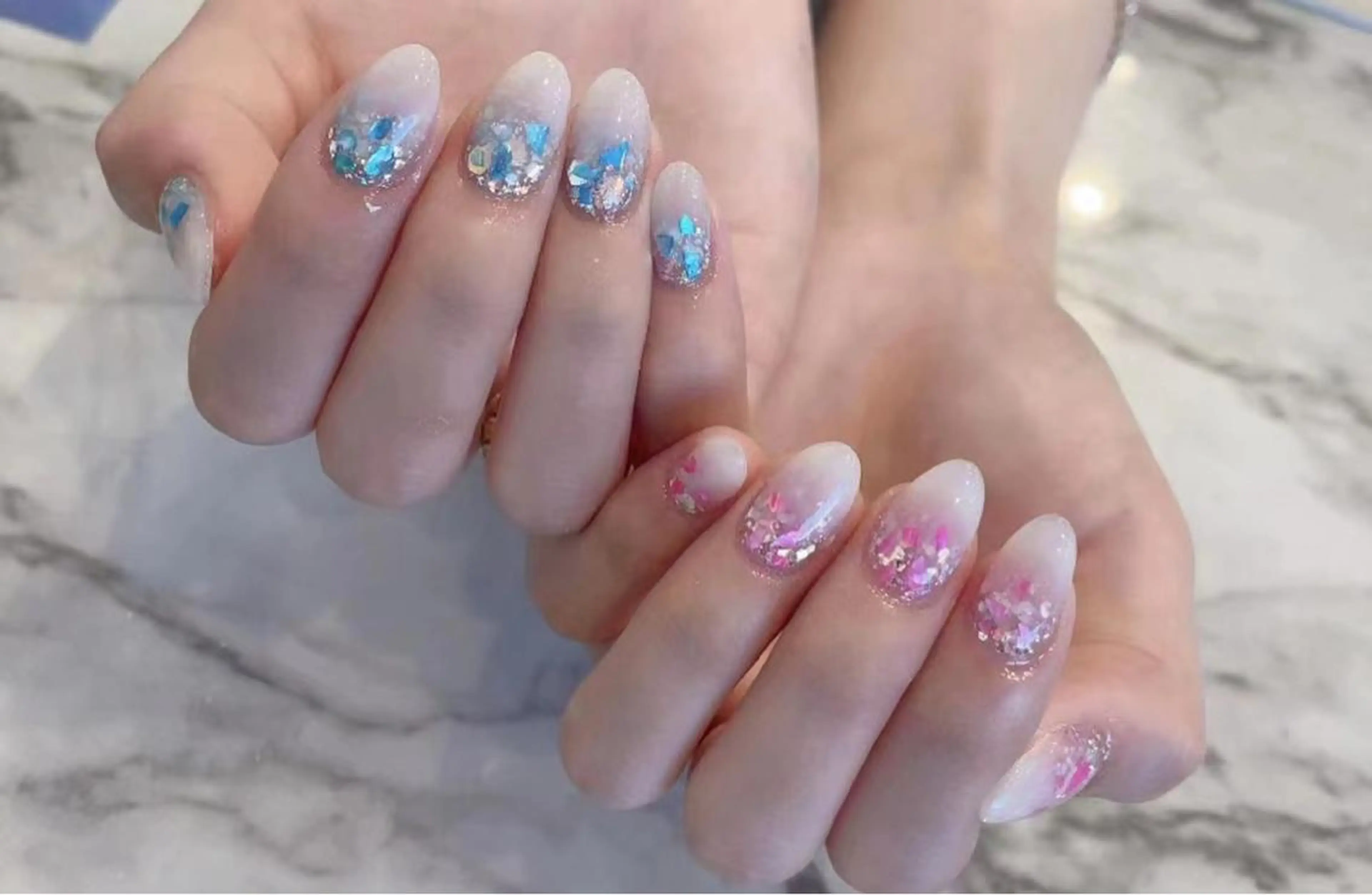ネイル ブルー グラデーション ラメ(グリッター) ピンク ホワイト Babarla Nailのネイルデザイン