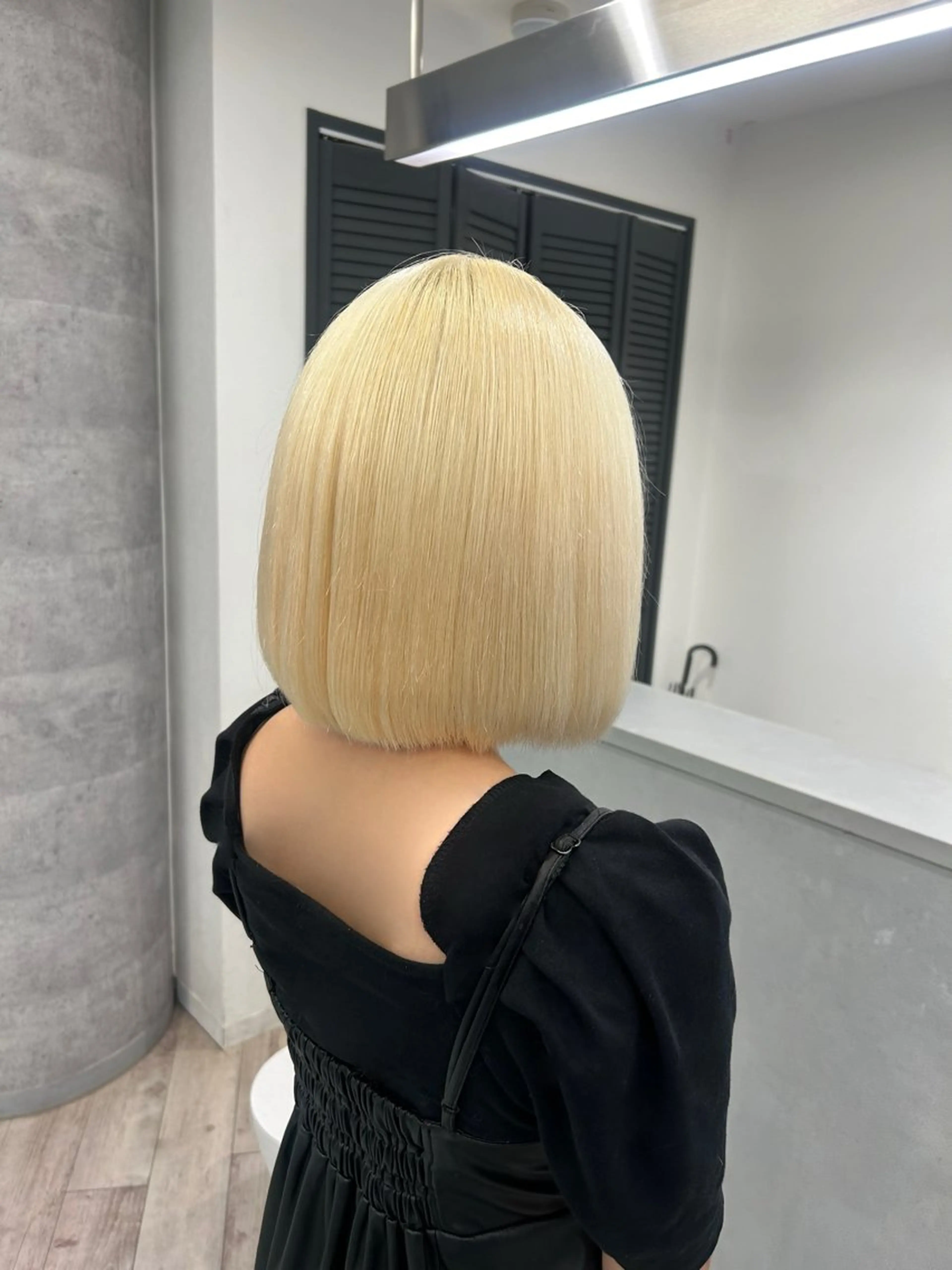 ブリーチリタッチのみ(カラー無し)の写真