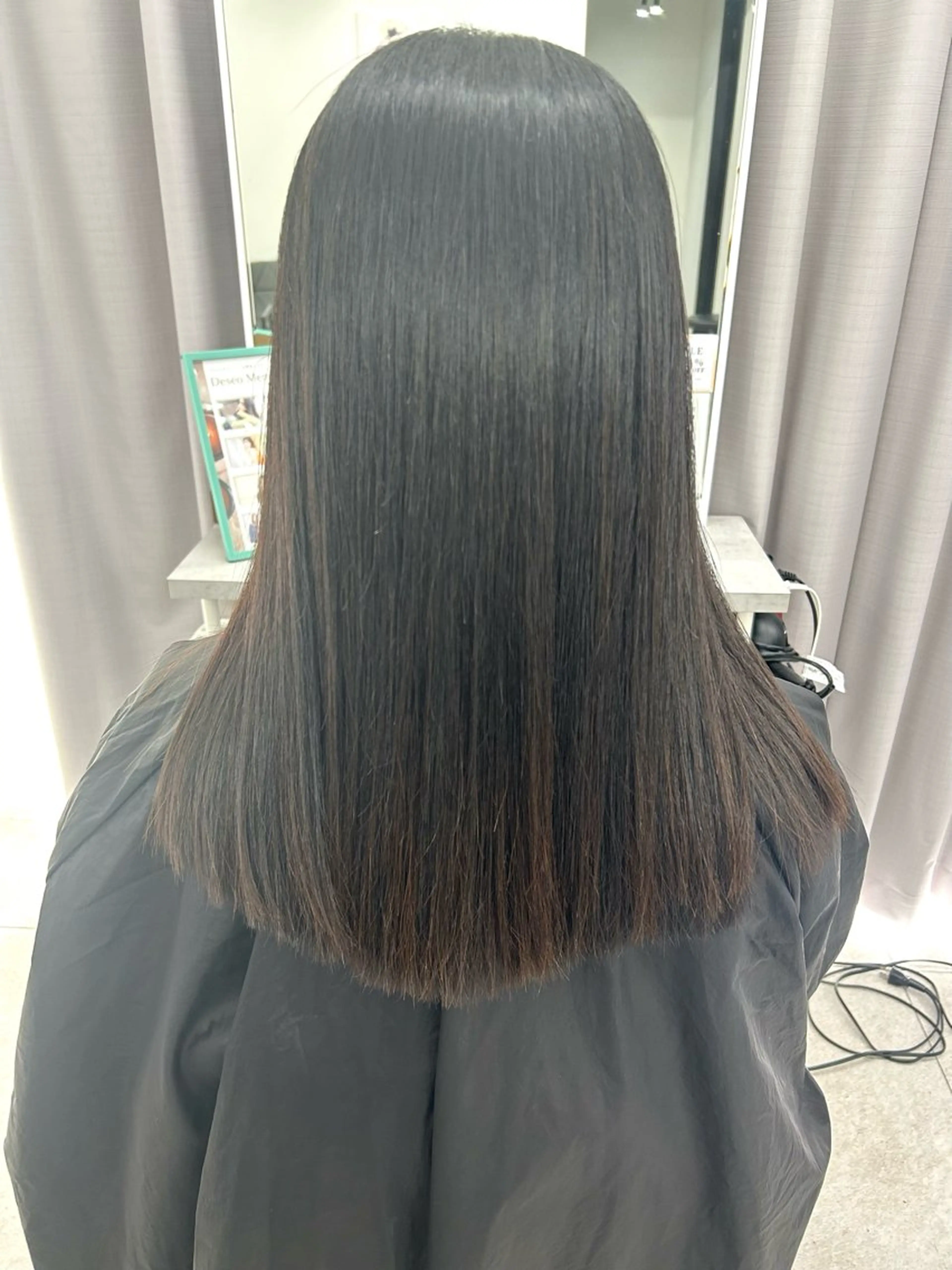 セミロング 縮毛矯正 カット 縮毛矯正 トリートメント 【美髪】髪質改善 縮毛矯正🪄Annaのヘアスタイル