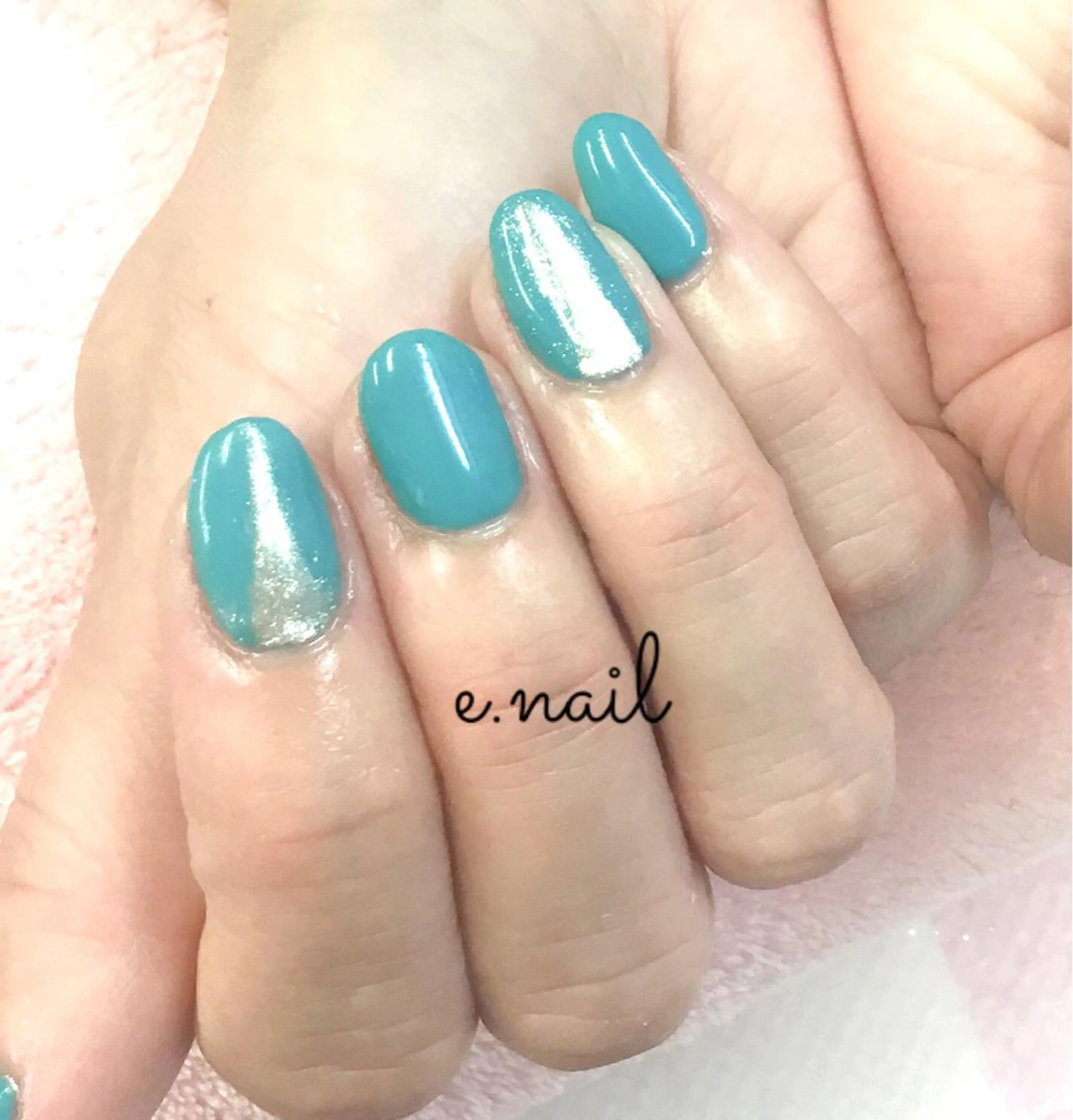 ネイル e.nail所属・和賀井 恵理のネイルデザイン