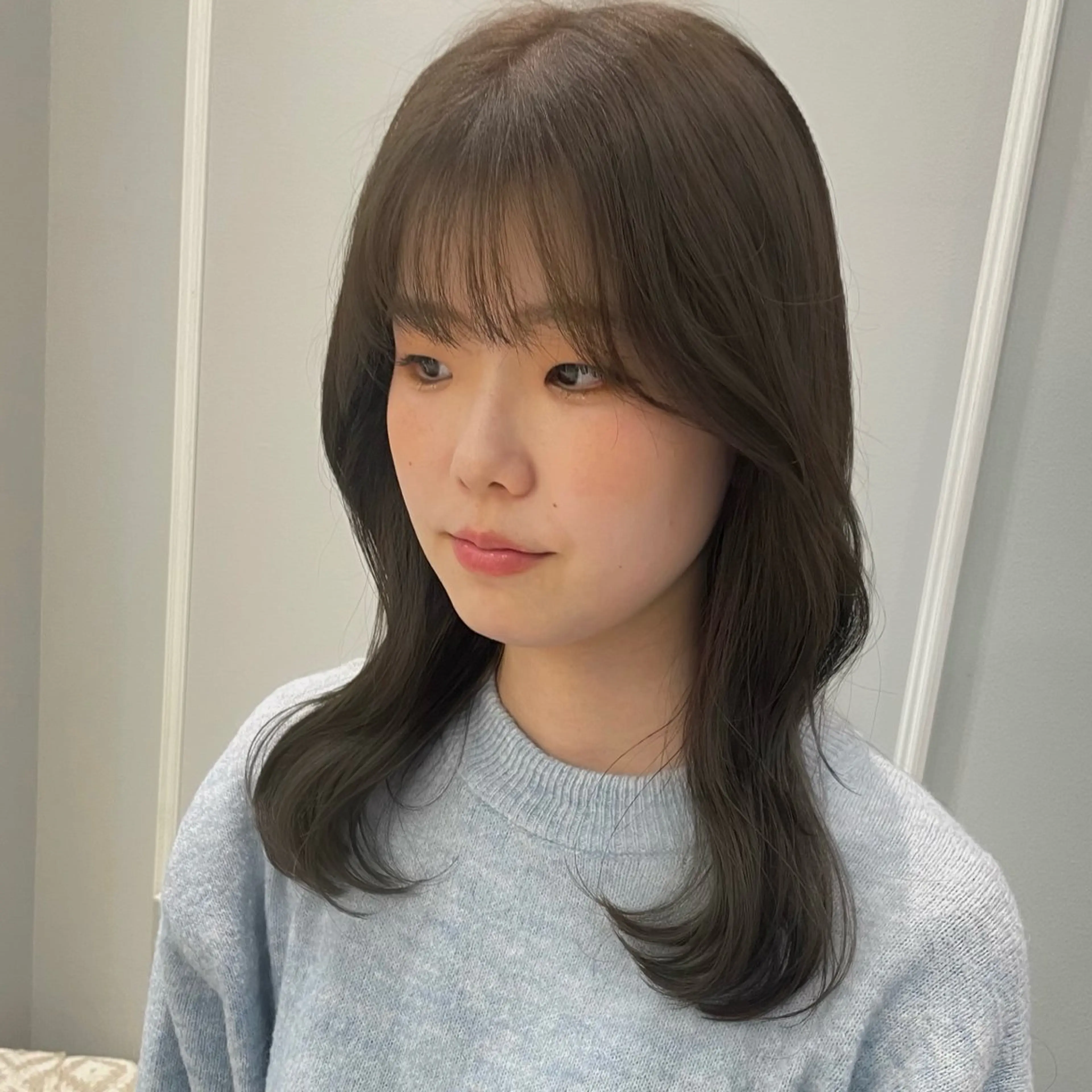 セミロング カット ヘアカラー トリートメント 🩶赤み消しカラー 🐈‍⬛荻野美思🐾のヘアスタイル