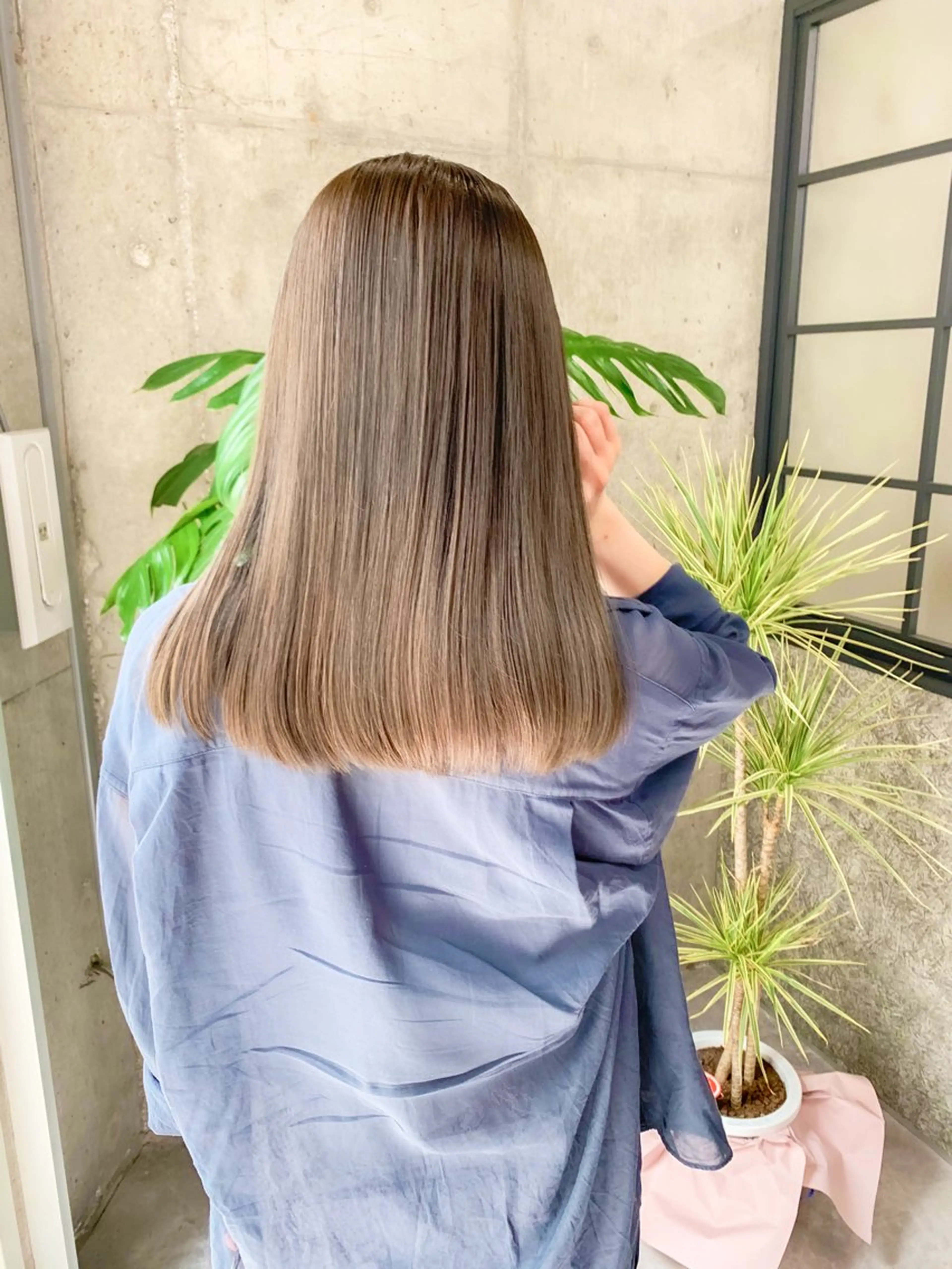 カラー ヘアカラー 瀬戸 杏珠のヘアスタイル