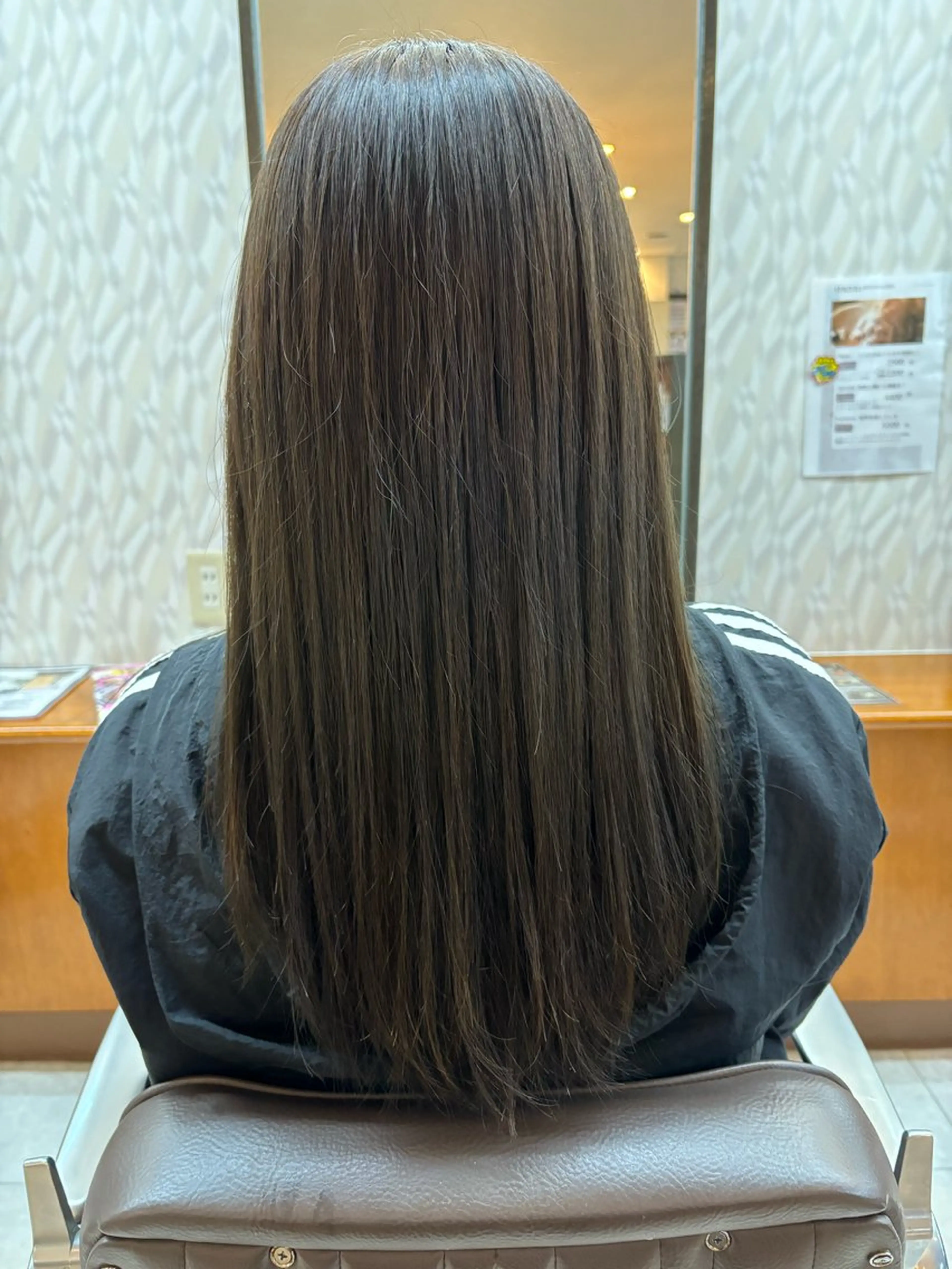 ロング カラー カット パーマ 亀山 来未のヘアスタイル