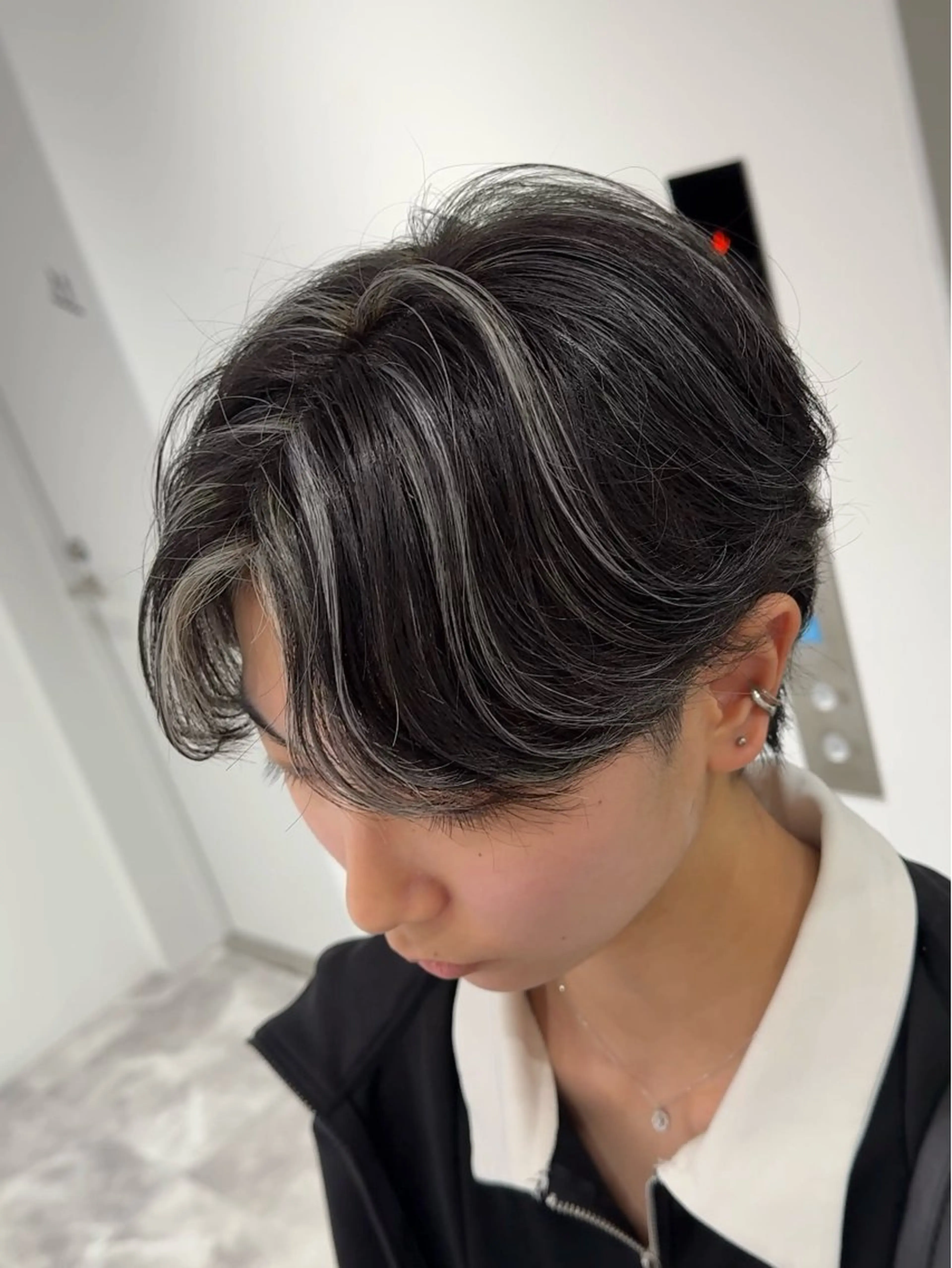 カラー メンズ カット ヘアカラー トリートメント 𝐚𝐨𝐢 メンズ ‪‪/メッシュのヘアスタイル