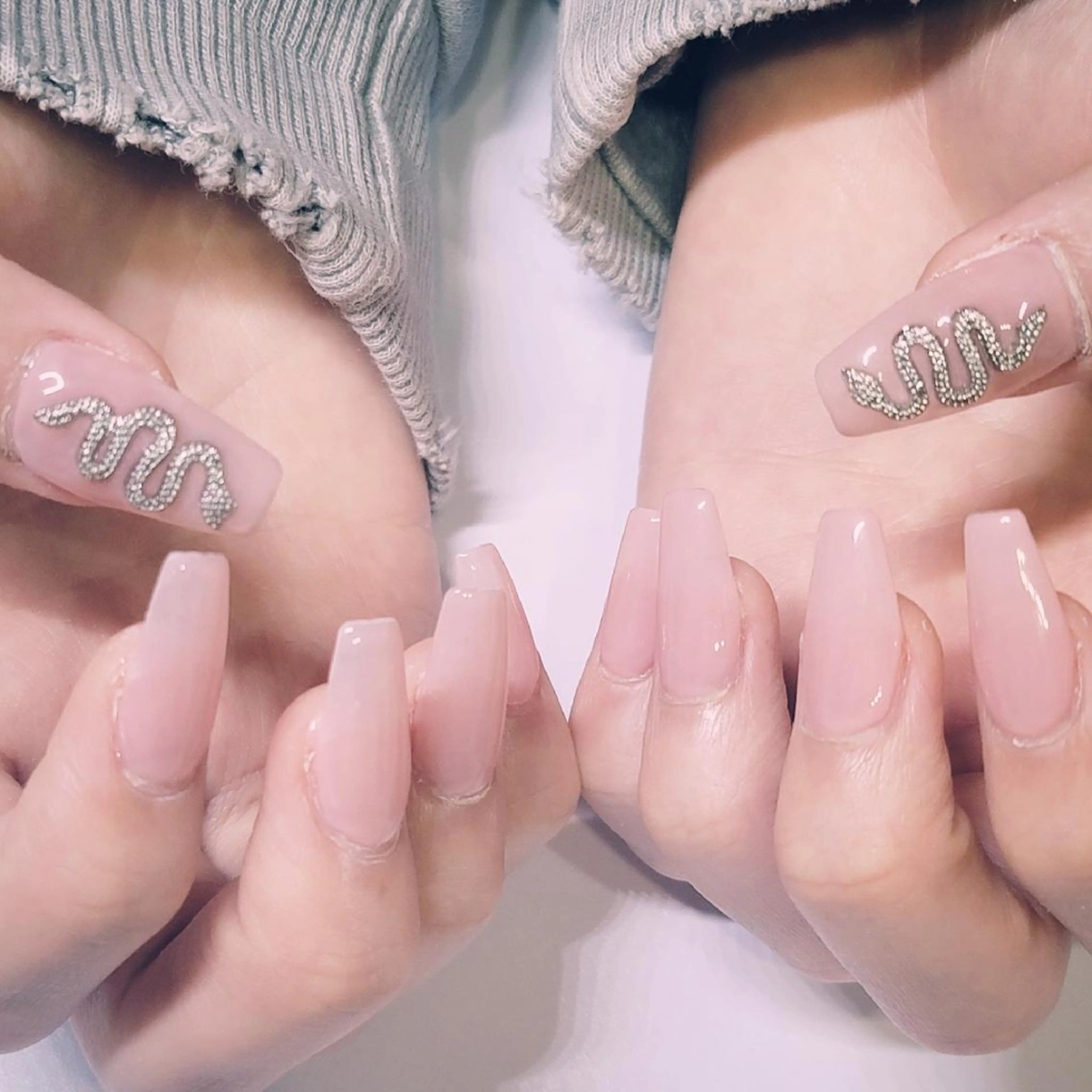 ネイル ワンカラーネイル ピンク ピンクベージュ ハンドネイル よしだ ひろきのネイルデザイン