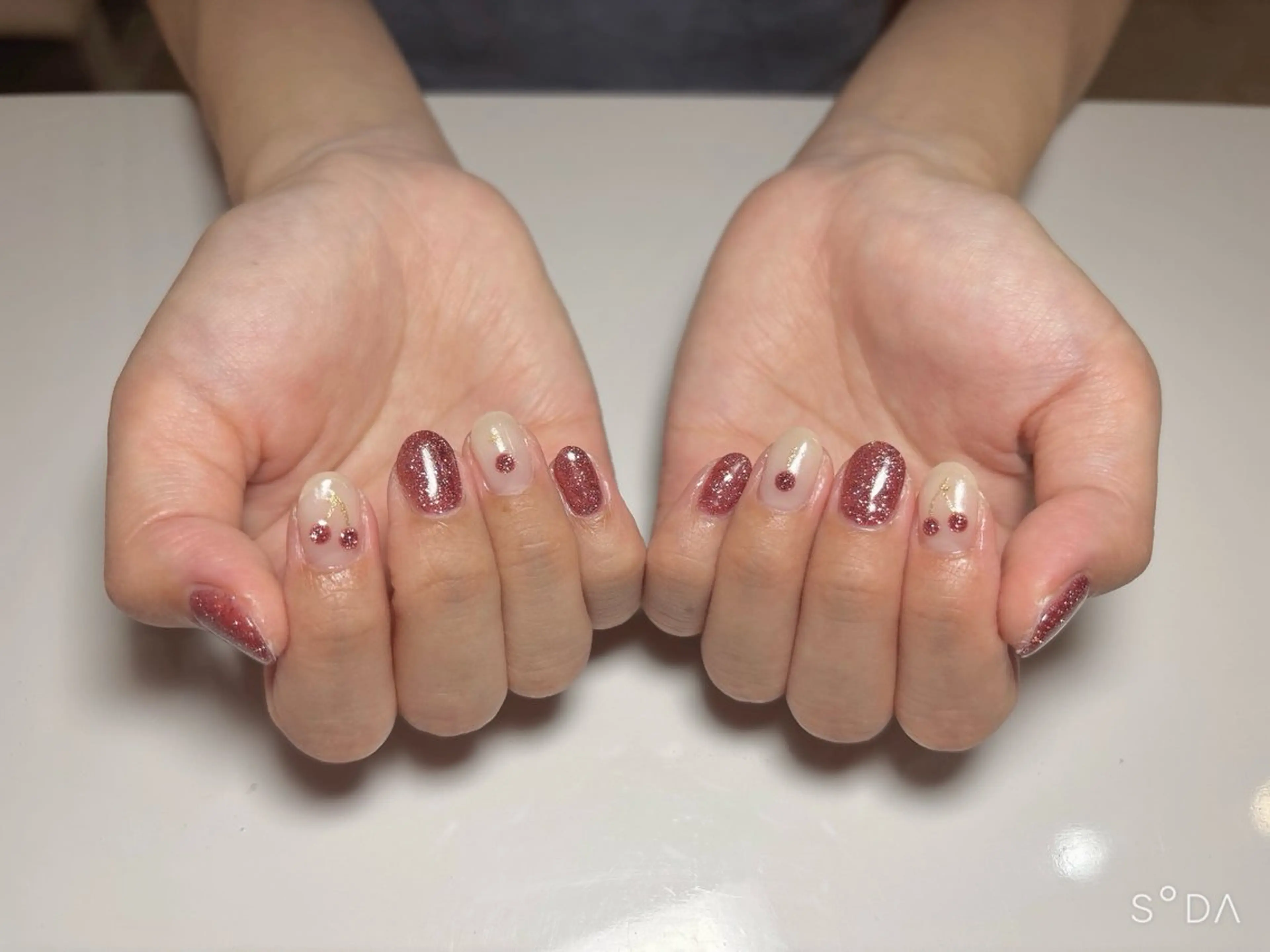 ネイル ハンドネイル Ree所属・ネイル脱毛 Reeのネイルデザイン