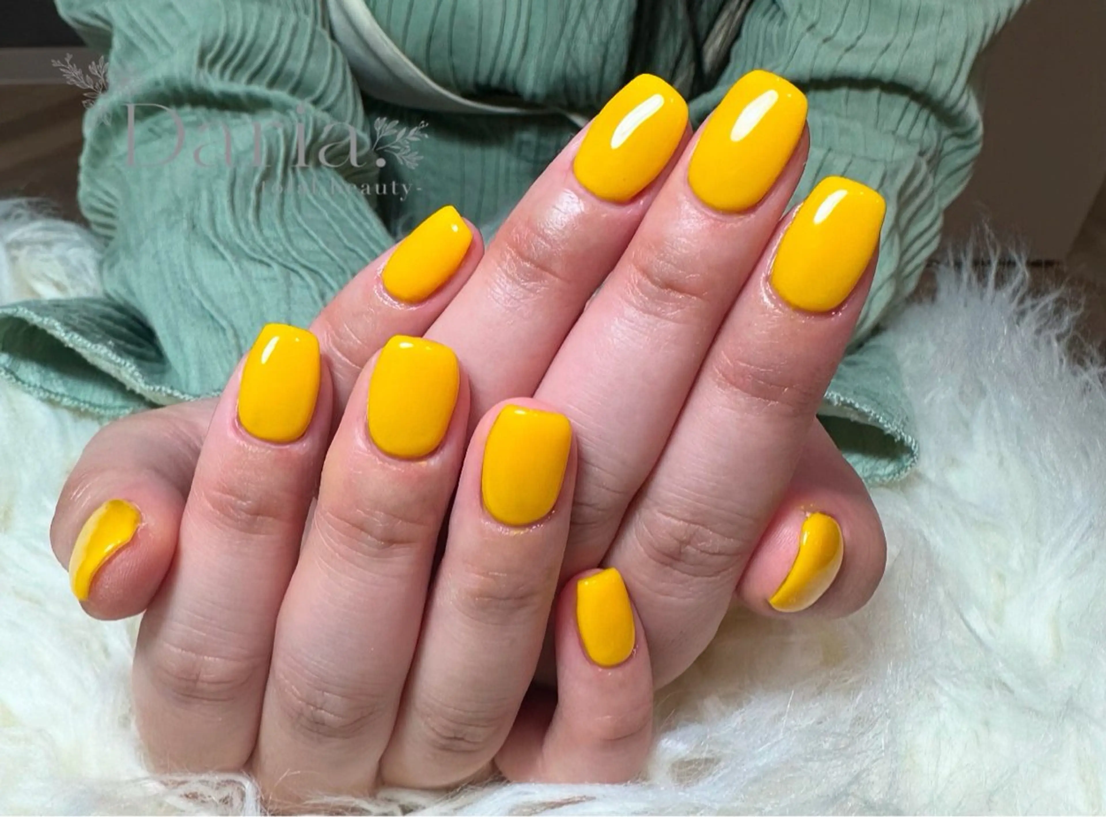 ネイル ジェルネイル ワンカラーネイル パラジェル Daria. nailのマツエク・マツパデザイン