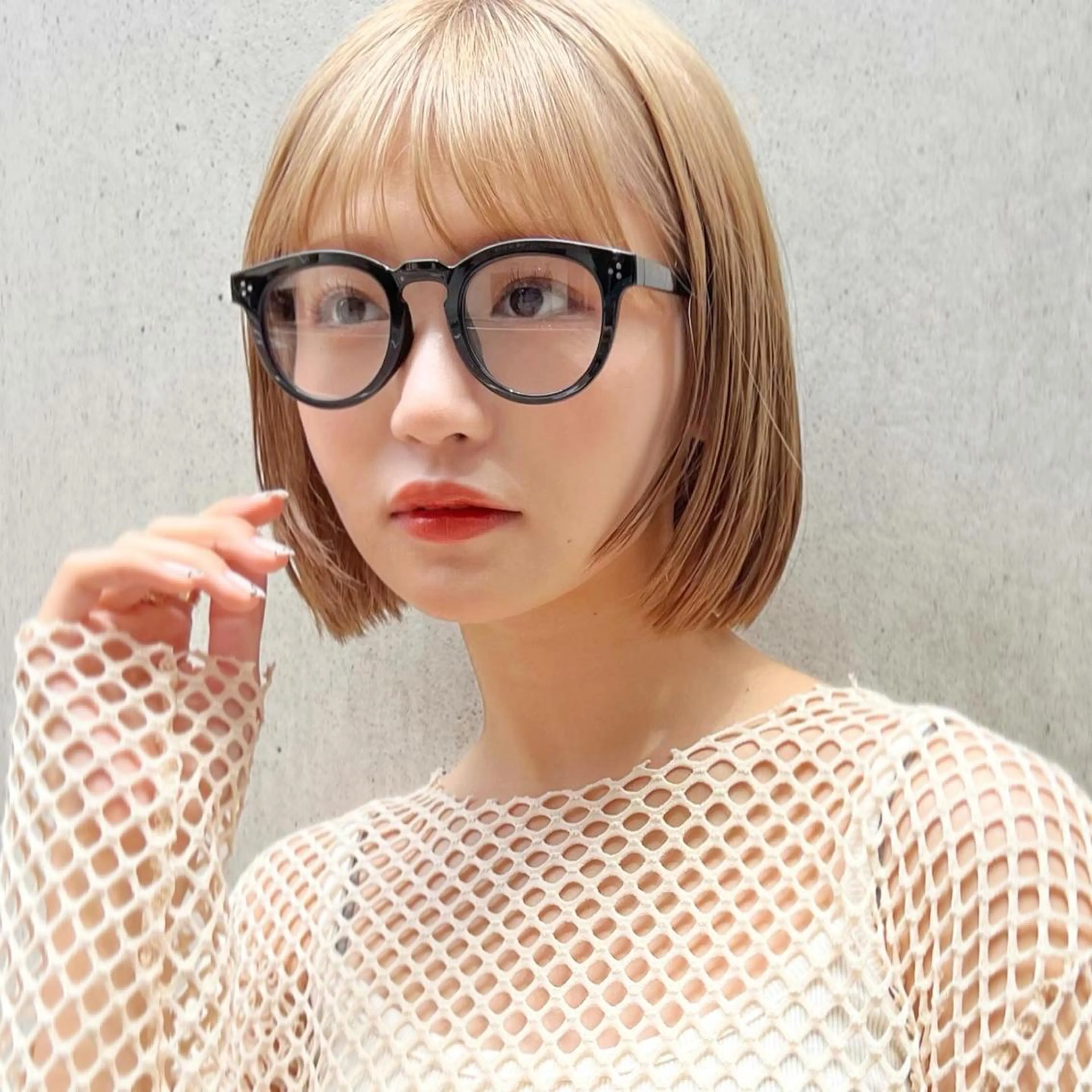 ショート ヘアアレンジ キッズ ボブ カット ヘアカラー トリートメント レイヤー専門家 ダブルカラー修のヘアスタイル