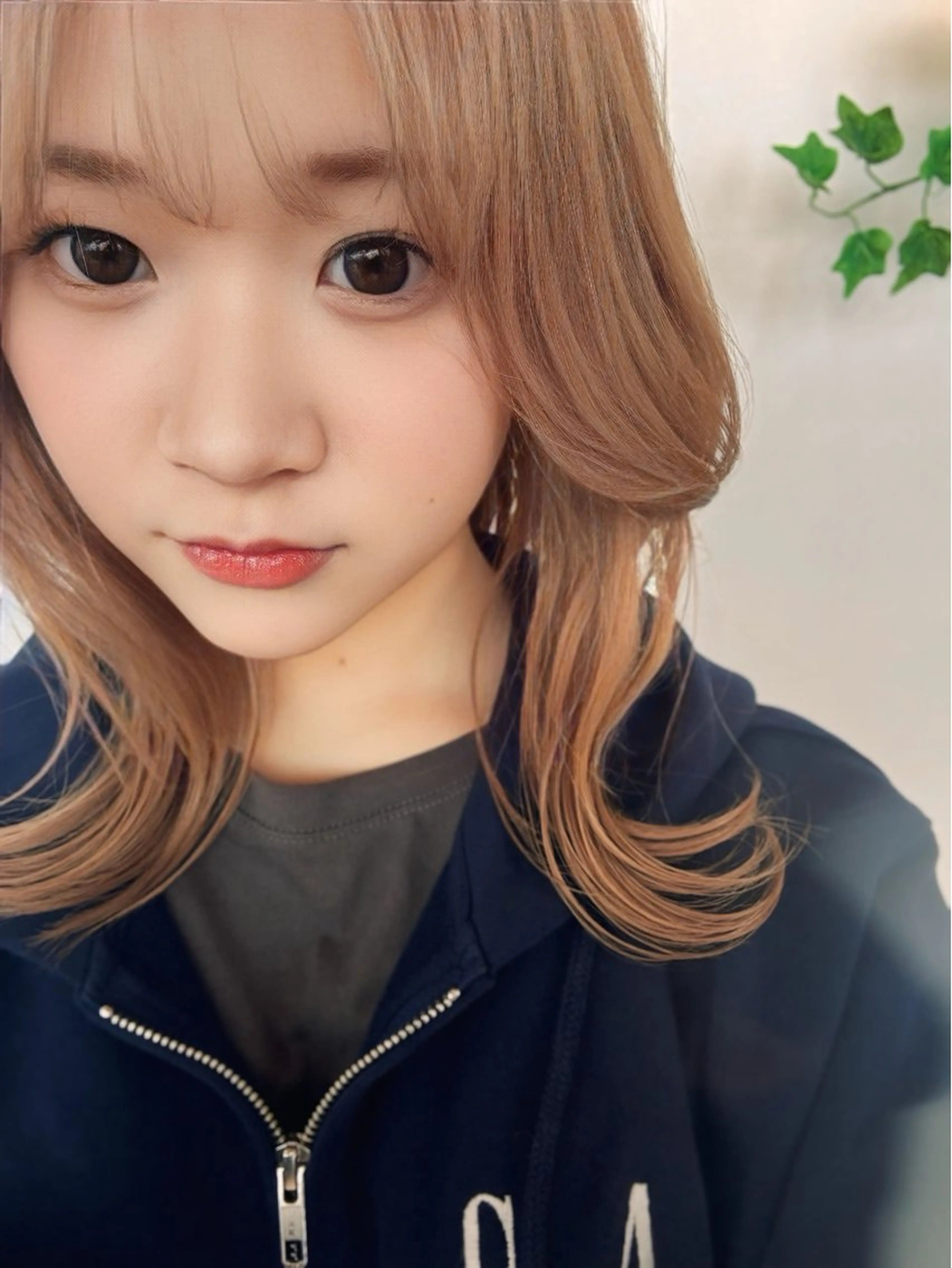 ミディアム カラー カット ヘアカラー トリートメント LIFE 本店所属・ハイトーン×韓国 レイヤー/ 小林達哉のヘアスタイル