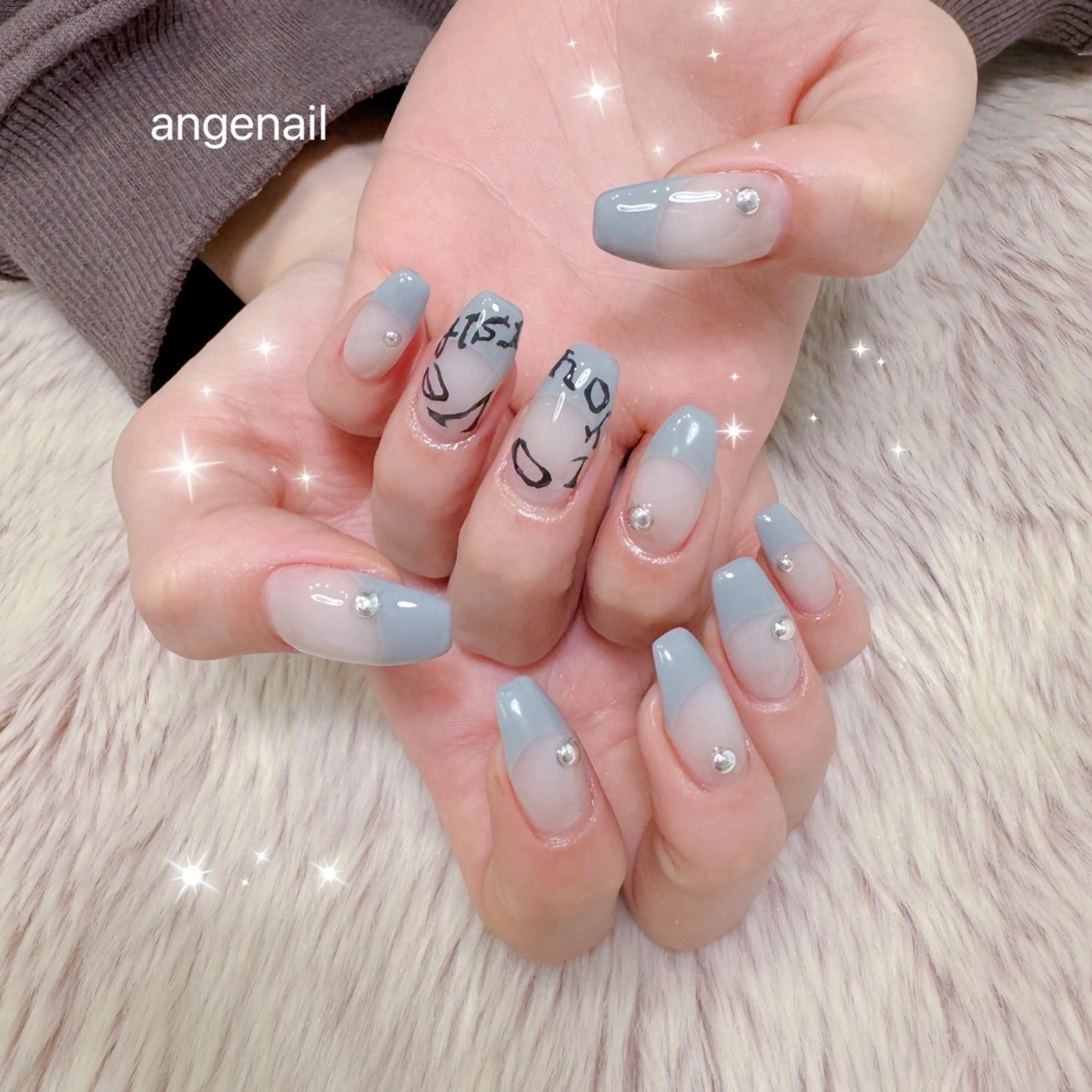 ネイル ハンドネイル オーナーネイリスト MAKIのネイルデザイン