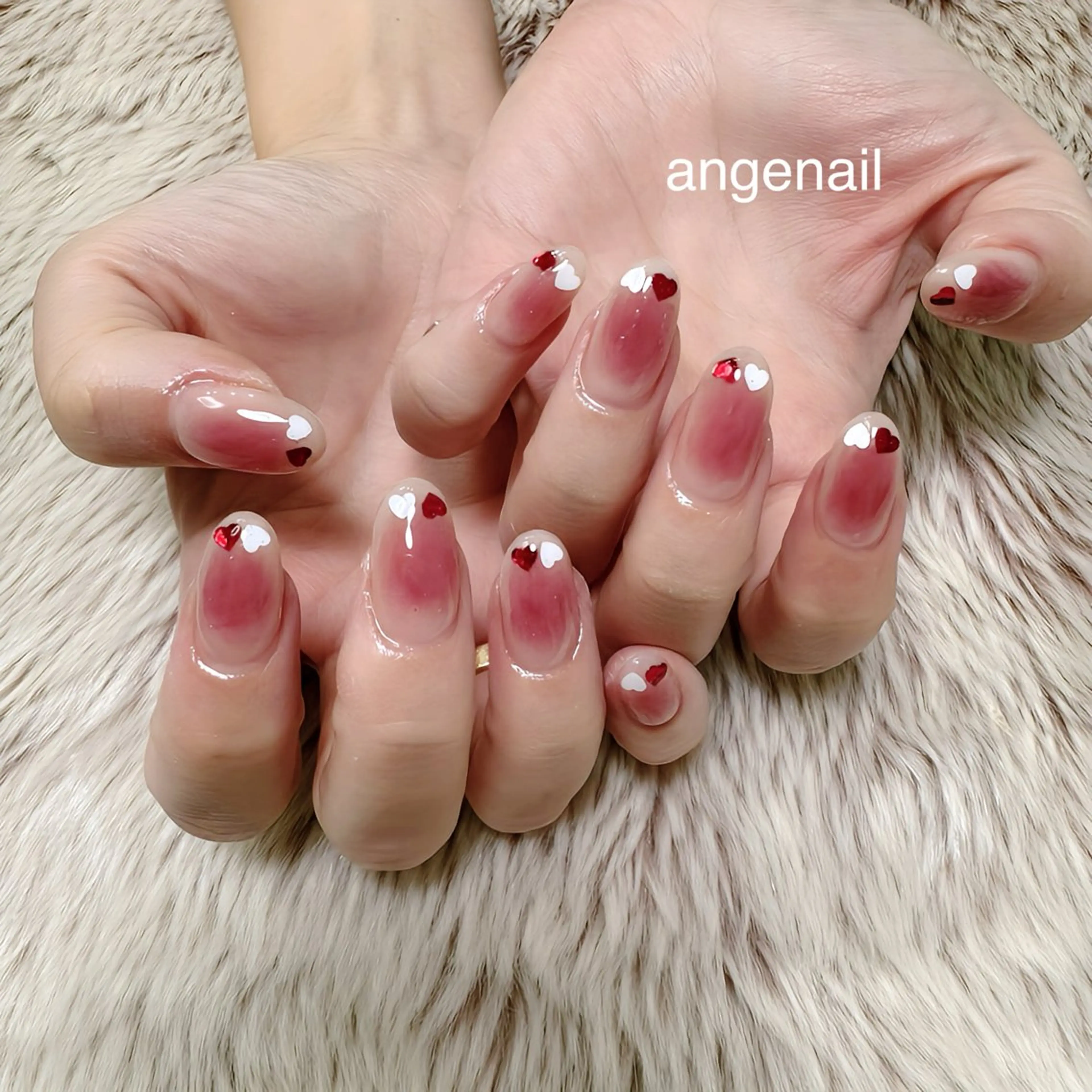 ネイル ハンドネイル オーナーネイリスト MAKIのネイルデザイン