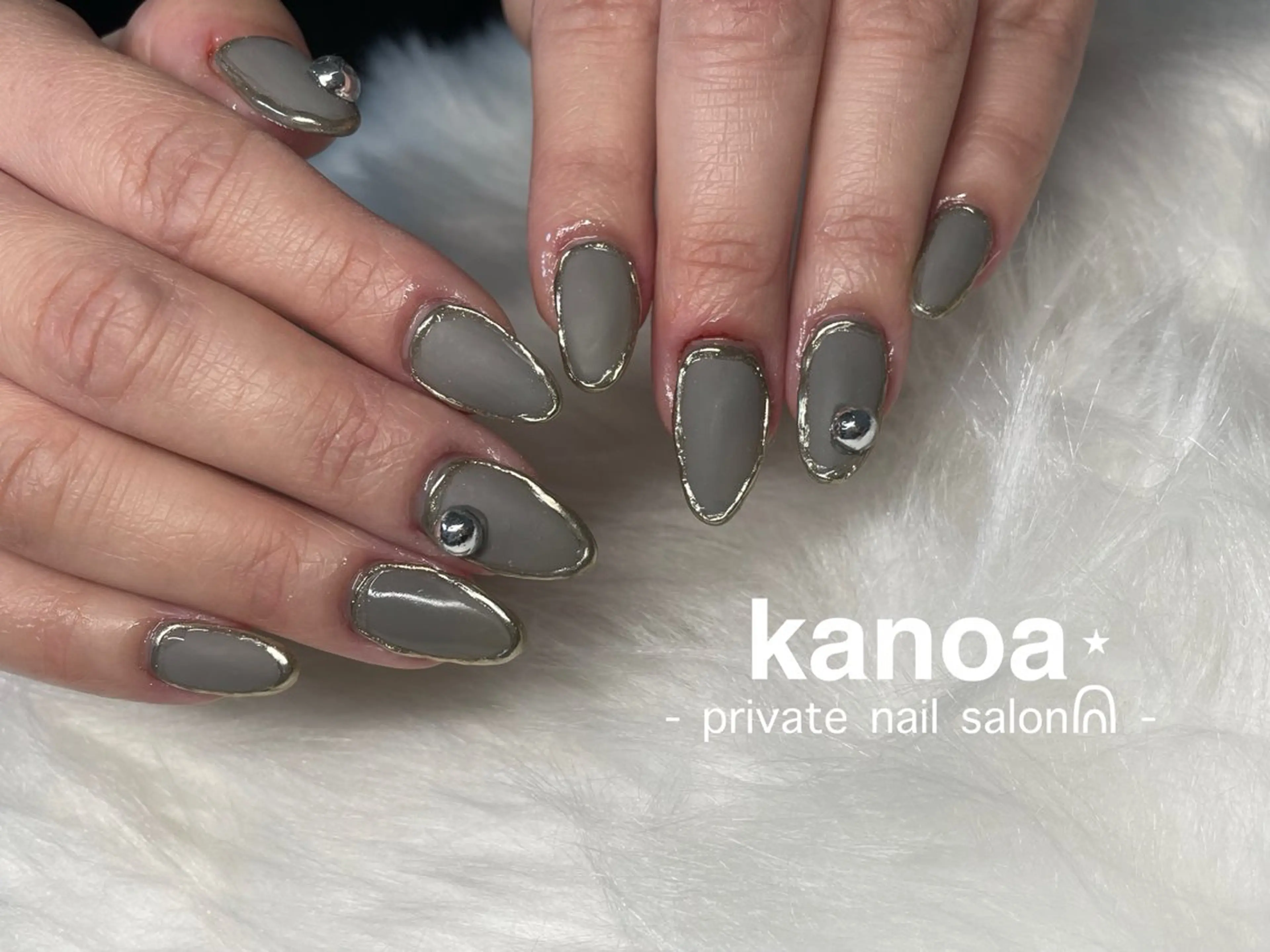 ネイル マットネイル ミラーネイル シルバー kanoa nailのネイルデザイン
