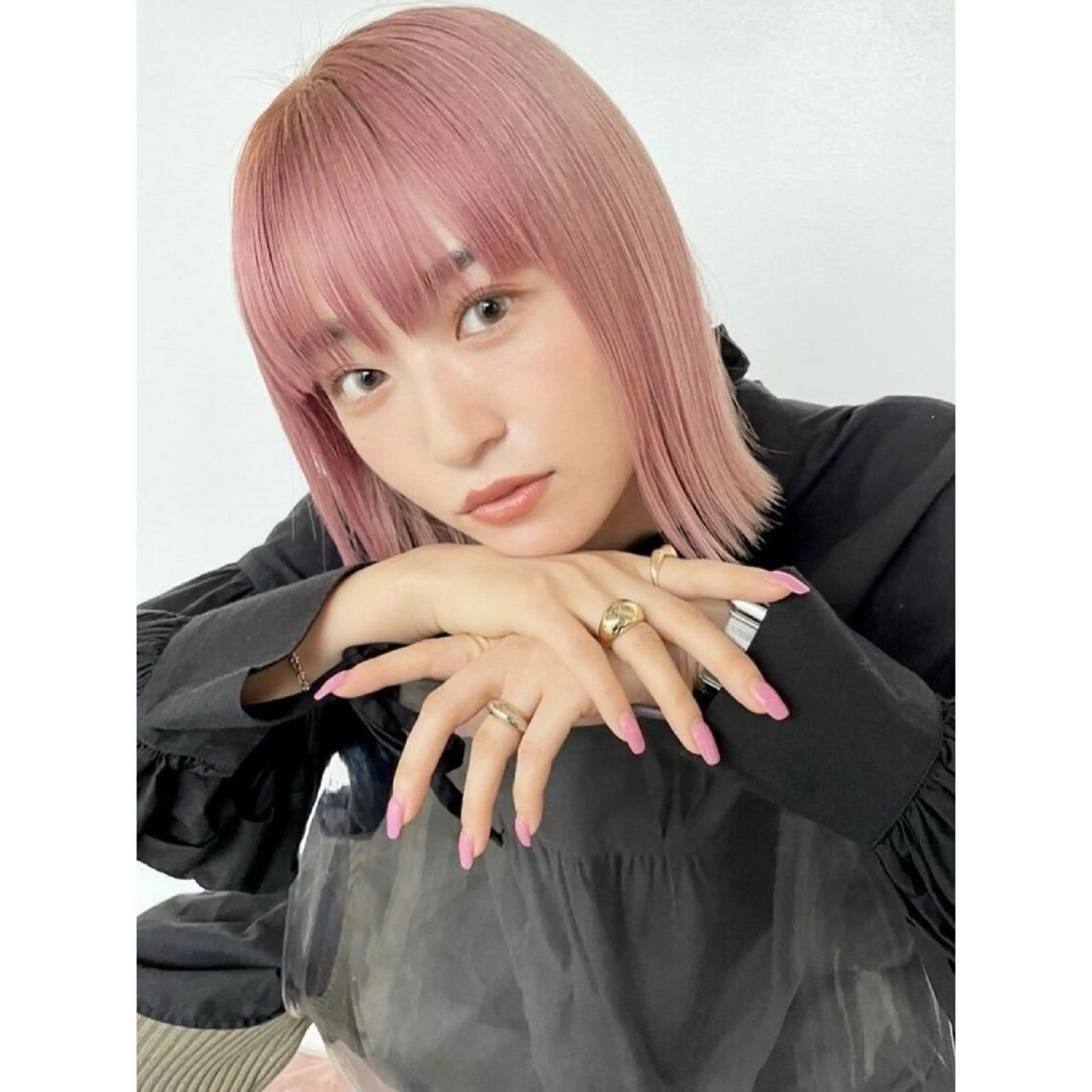 ショート カラー カット ヘアカラー トリートメント 艶カラー×レイヤー 🧙縮毛矯正/レオンのヘアスタイル