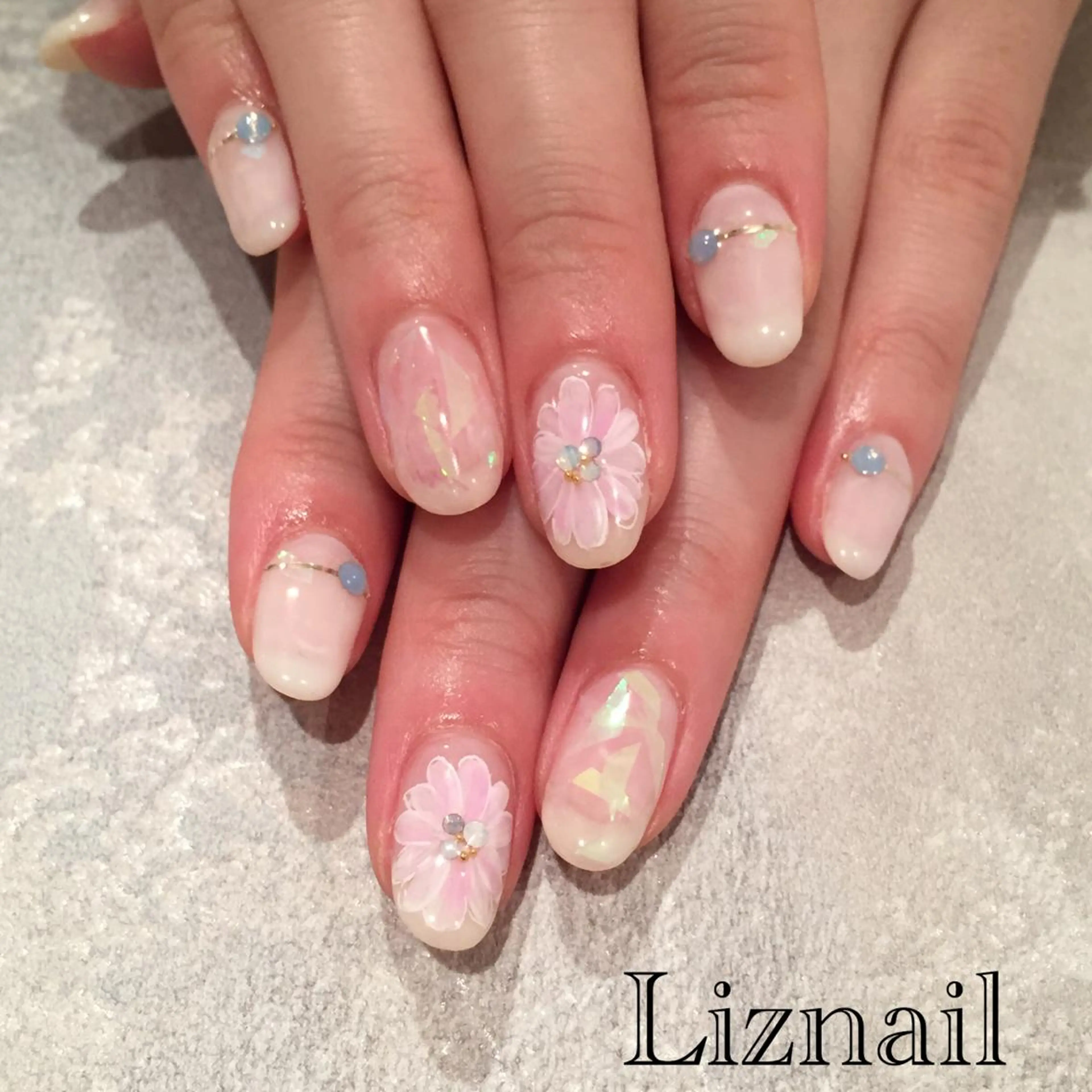 ネイル Rawr / saoriのネイルデザイン