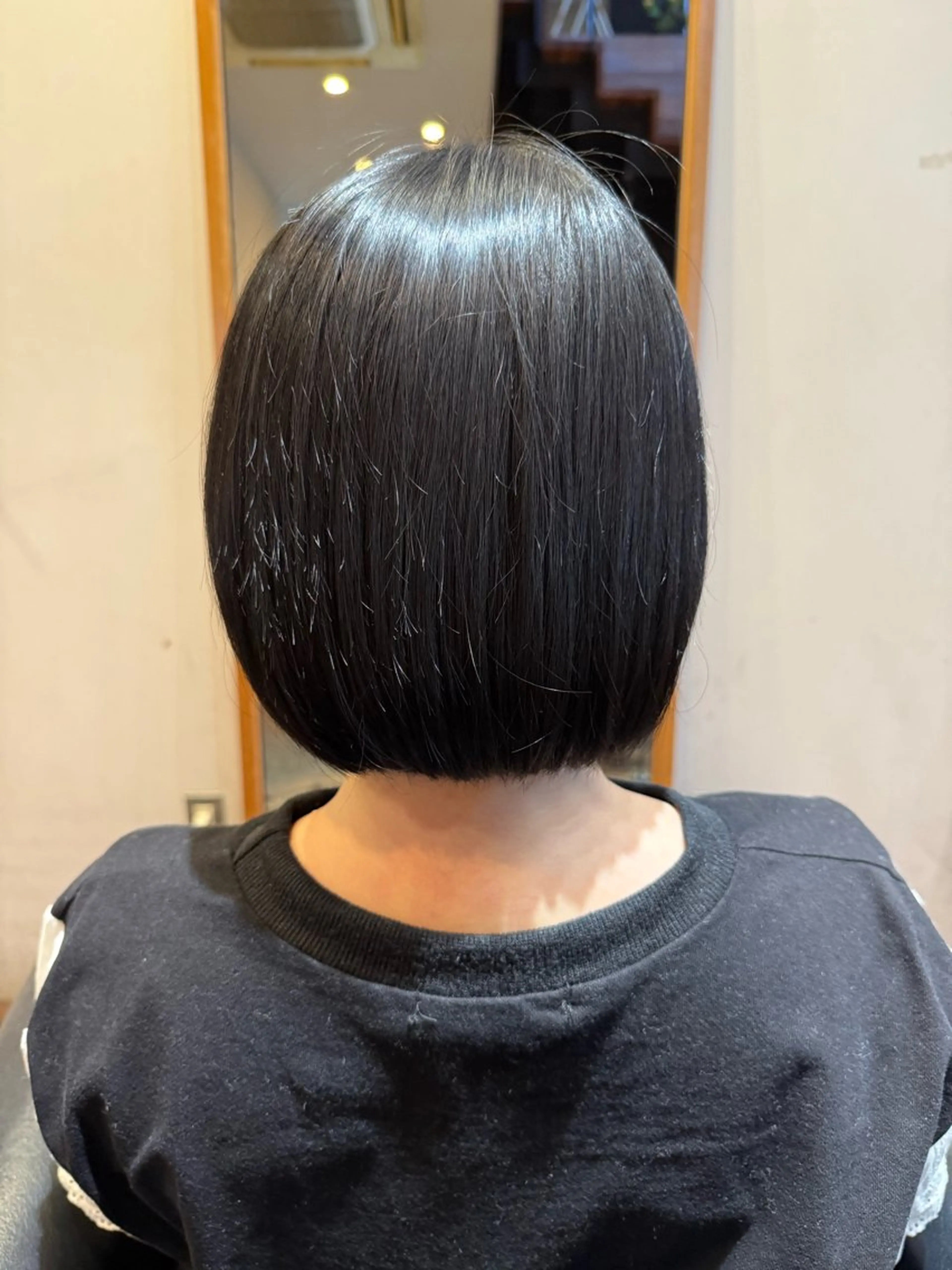 ショート アンダーバーホワイト上本町所属・園田 としきのヘアスタイル