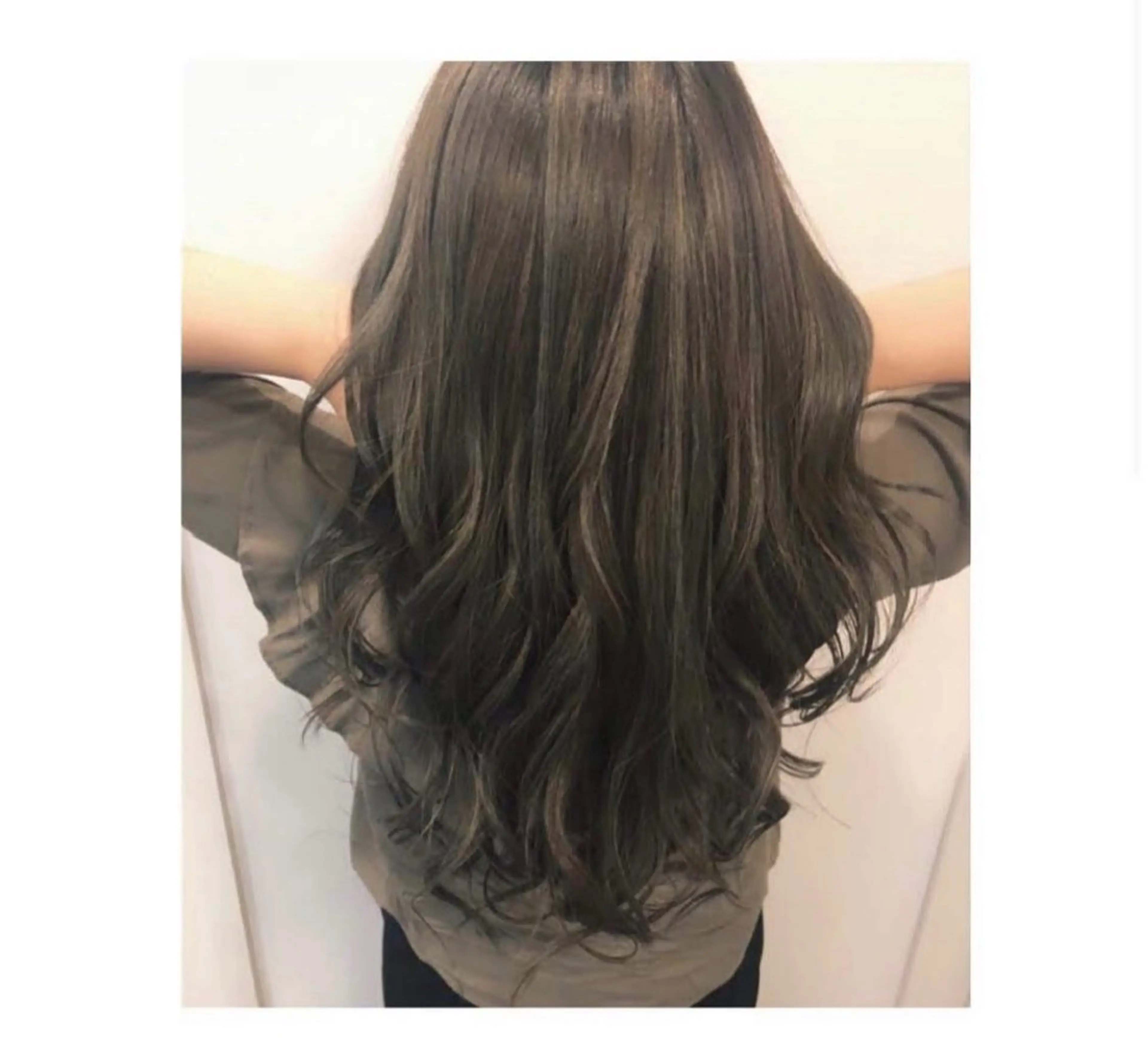 カット＋ヘアカラーの写真