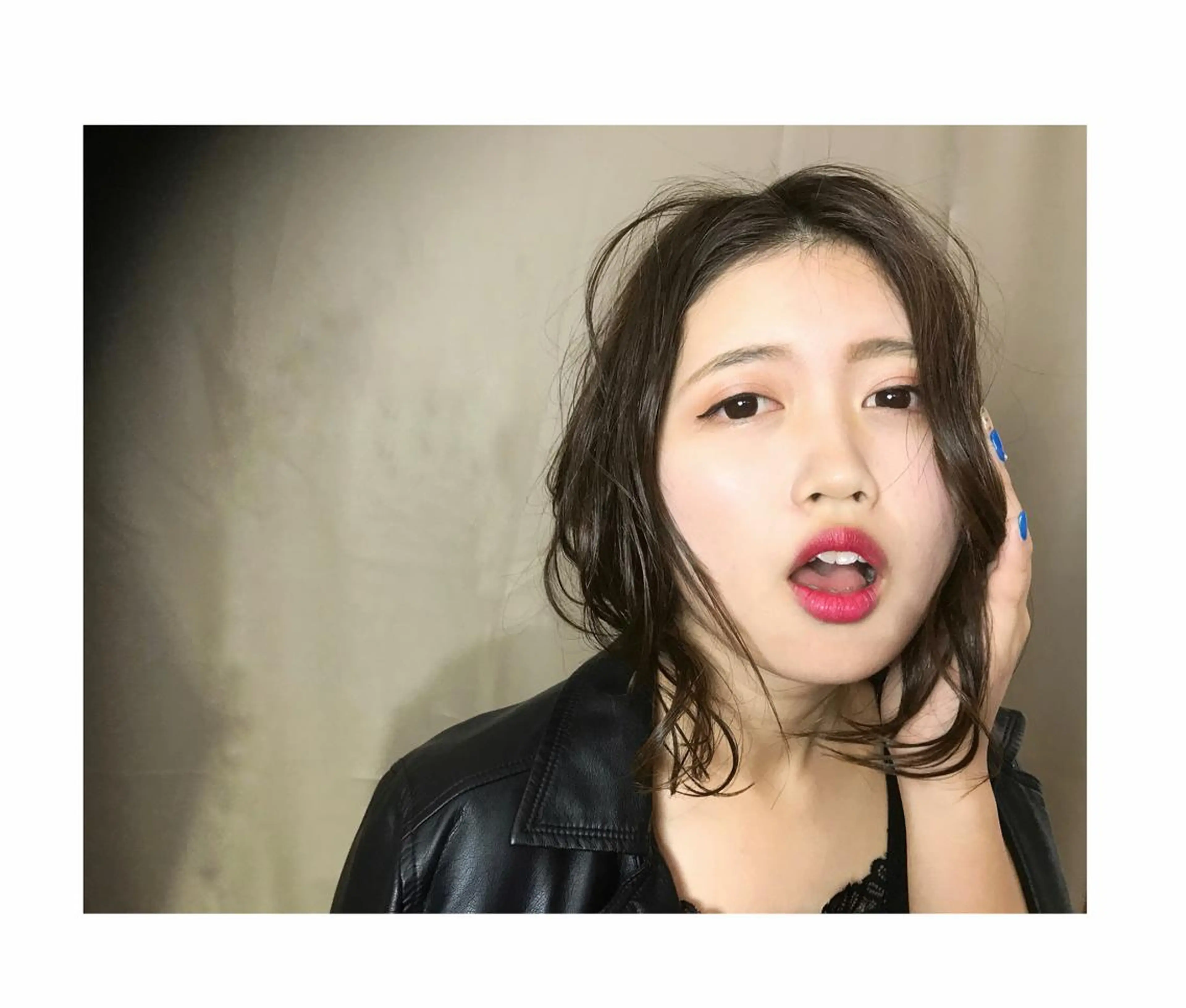 ミディアム カット ヘアカラー トリートメント vato マンツーマンサロンのヘアスタイル