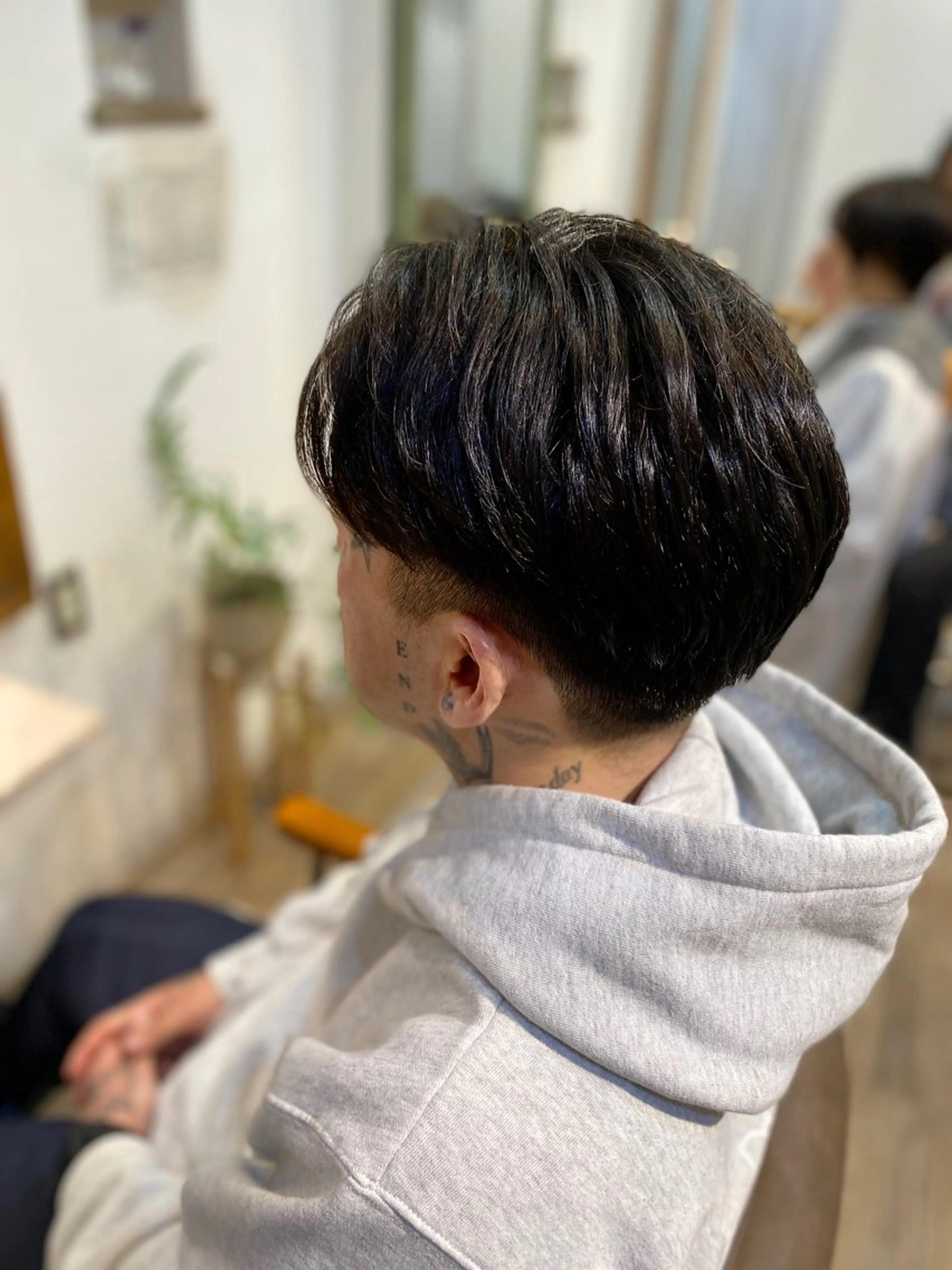 ショート メンズ カット 安住 千明のヘアスタイル
