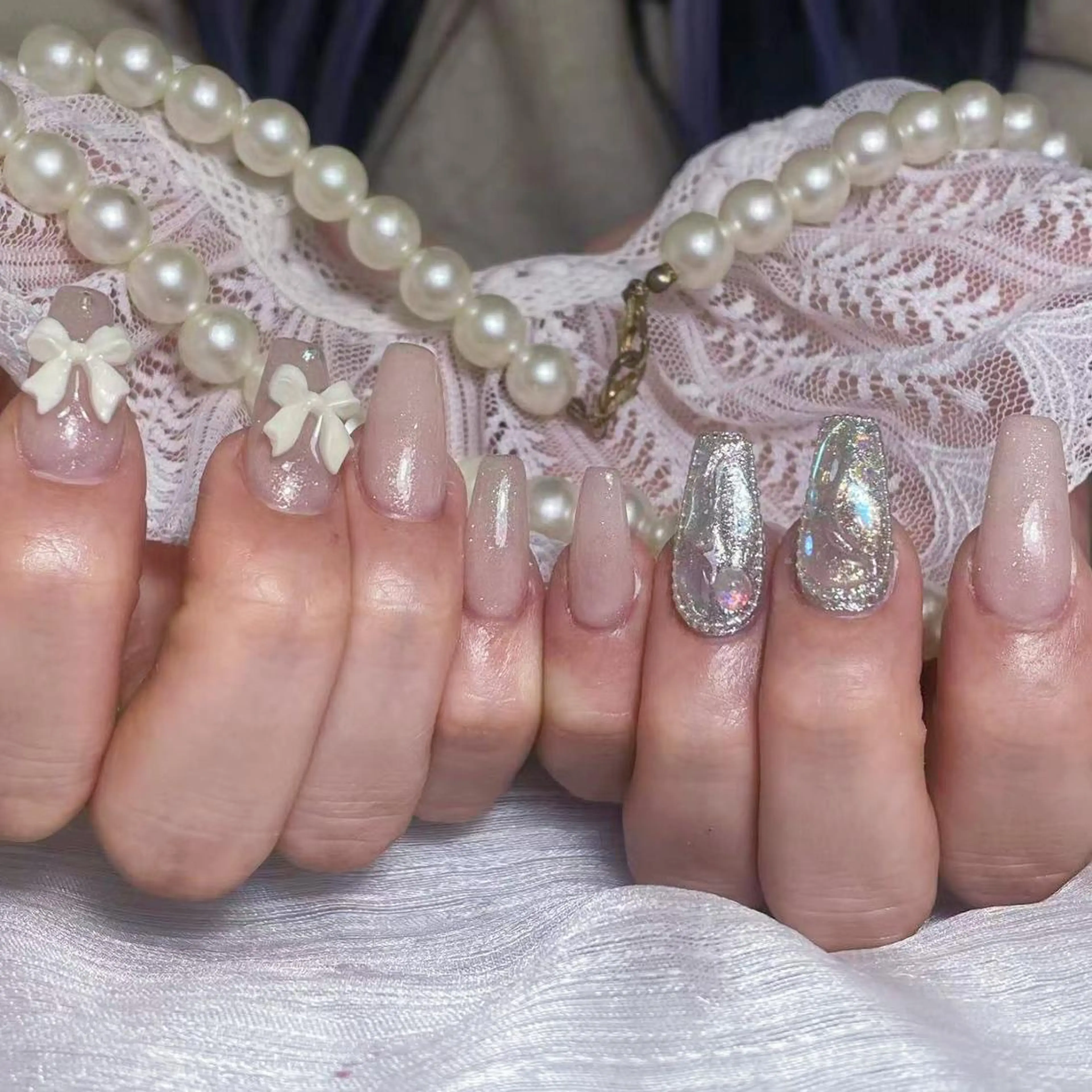 ネイル アートネイル オーロラネイル ガーリー キラキラネイル 韓国ネイル ハンドネイル Diamond NAIL💝のネイルデザイン