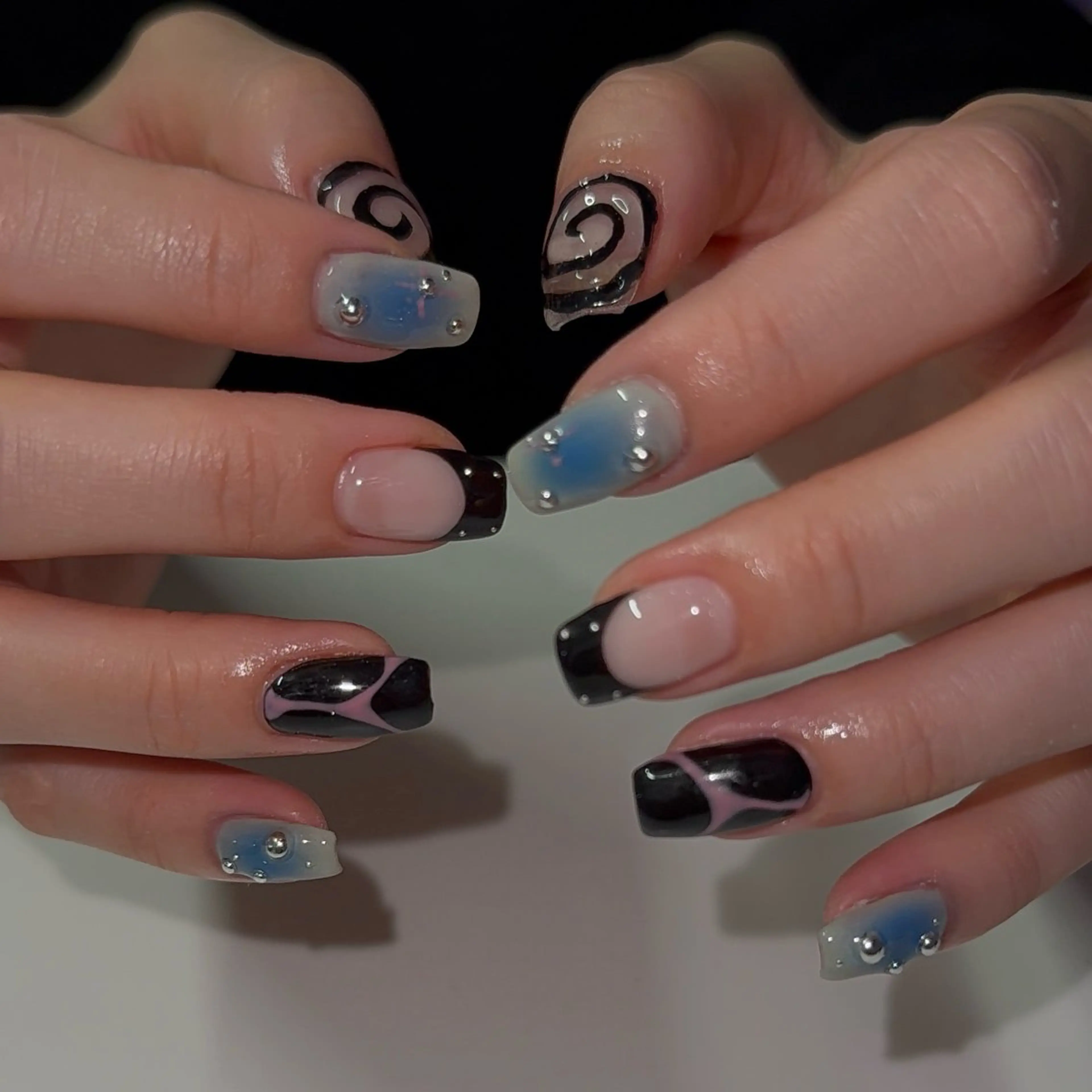 ネイル ハンドネイル Sarina ⋆⭒˚のネイルデザイン