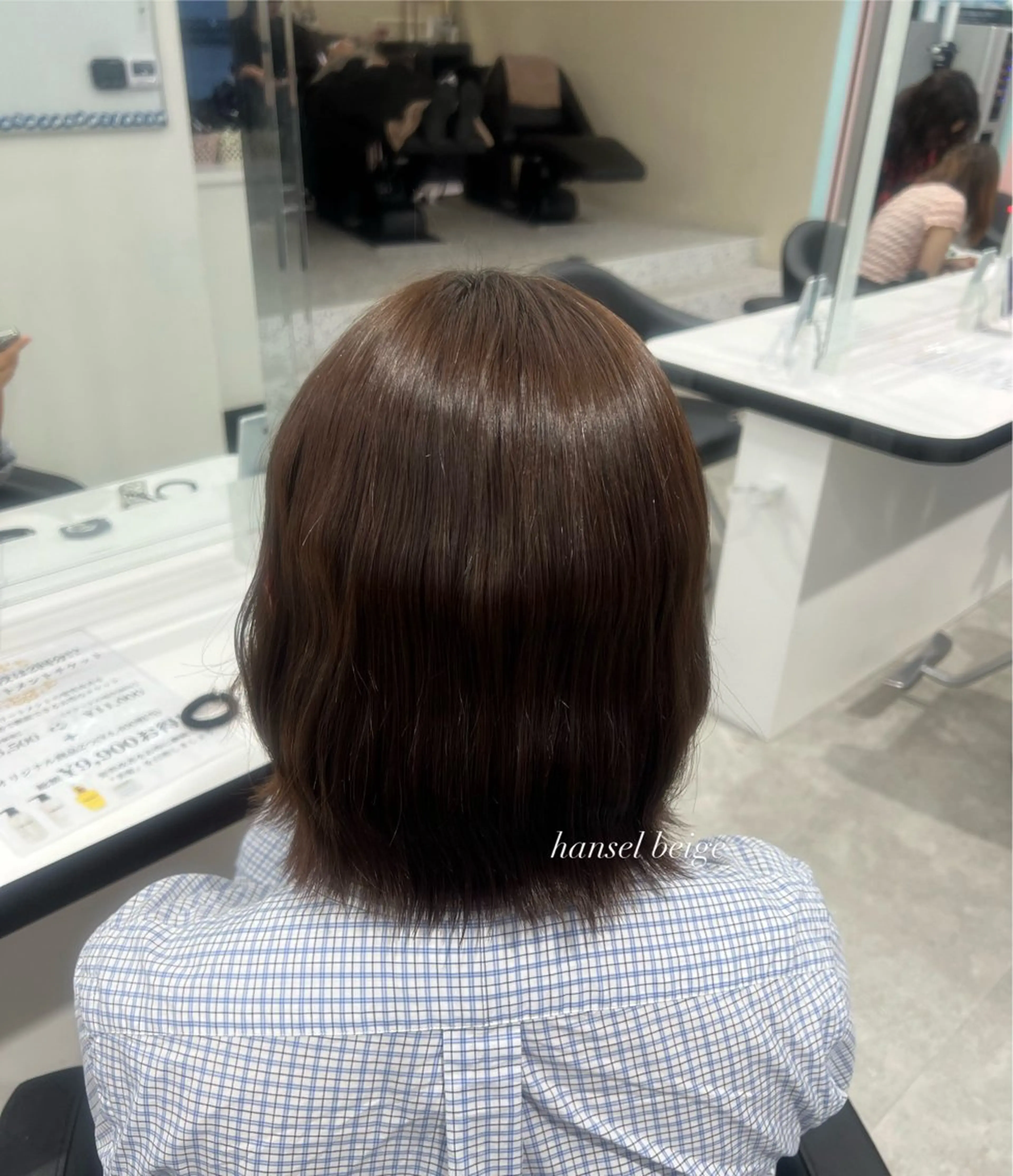 ショート ヘアカラー トリートメント 🥨ベージュ/グレー ジュ/moe🥨のヘアスタイル