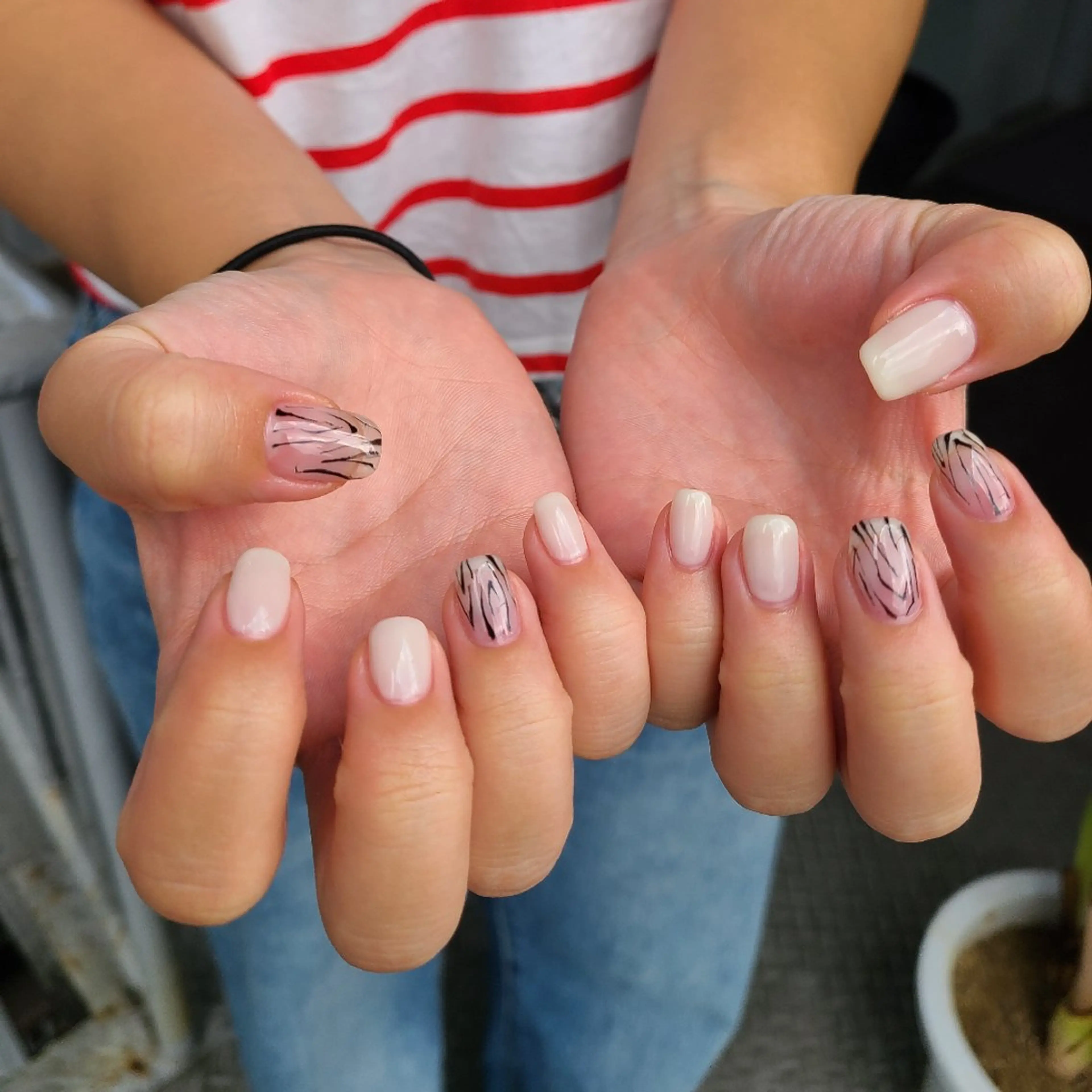 ネイル ハンドネイル 川澄もえ/ relownail のネイルデザイン