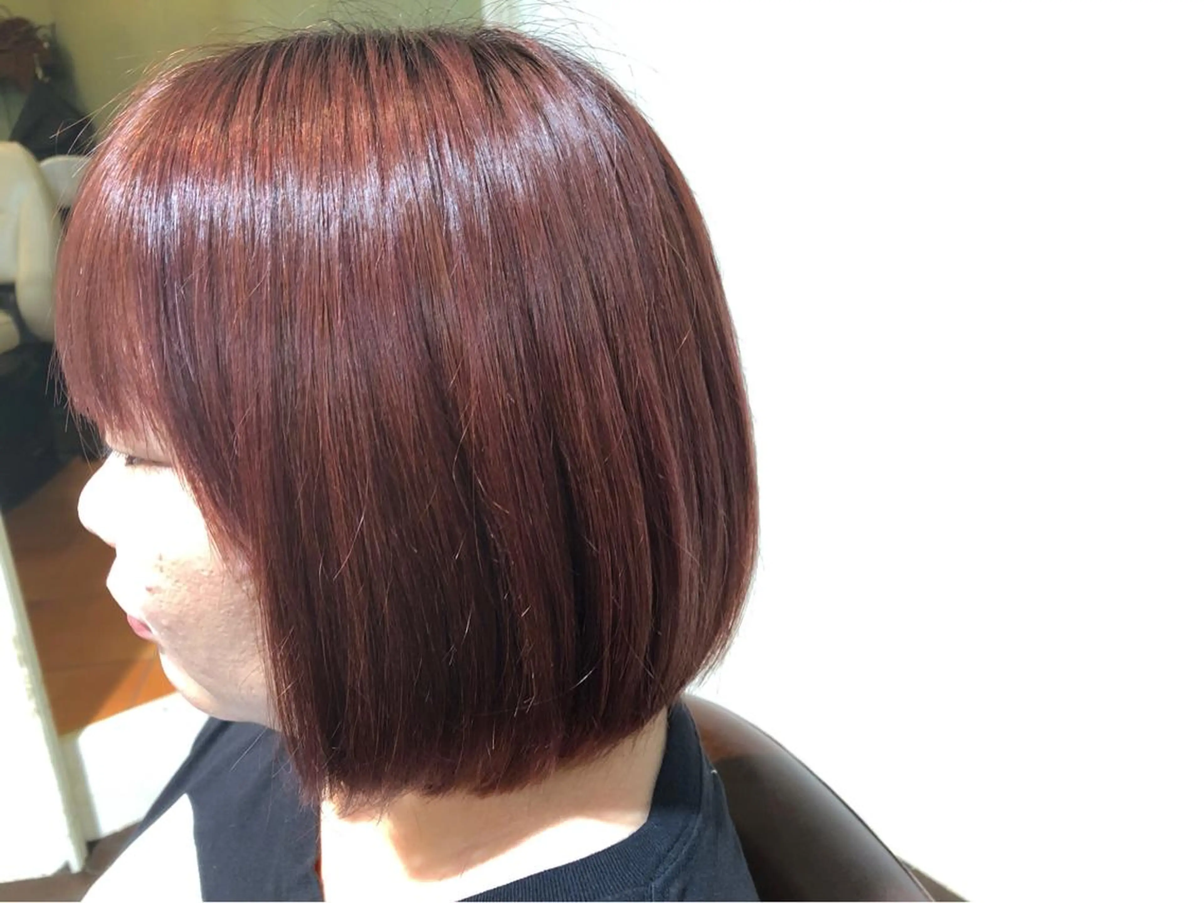 ミディアム カラー イルミナカラー ピンクカラー パ ルのヘアスタイル