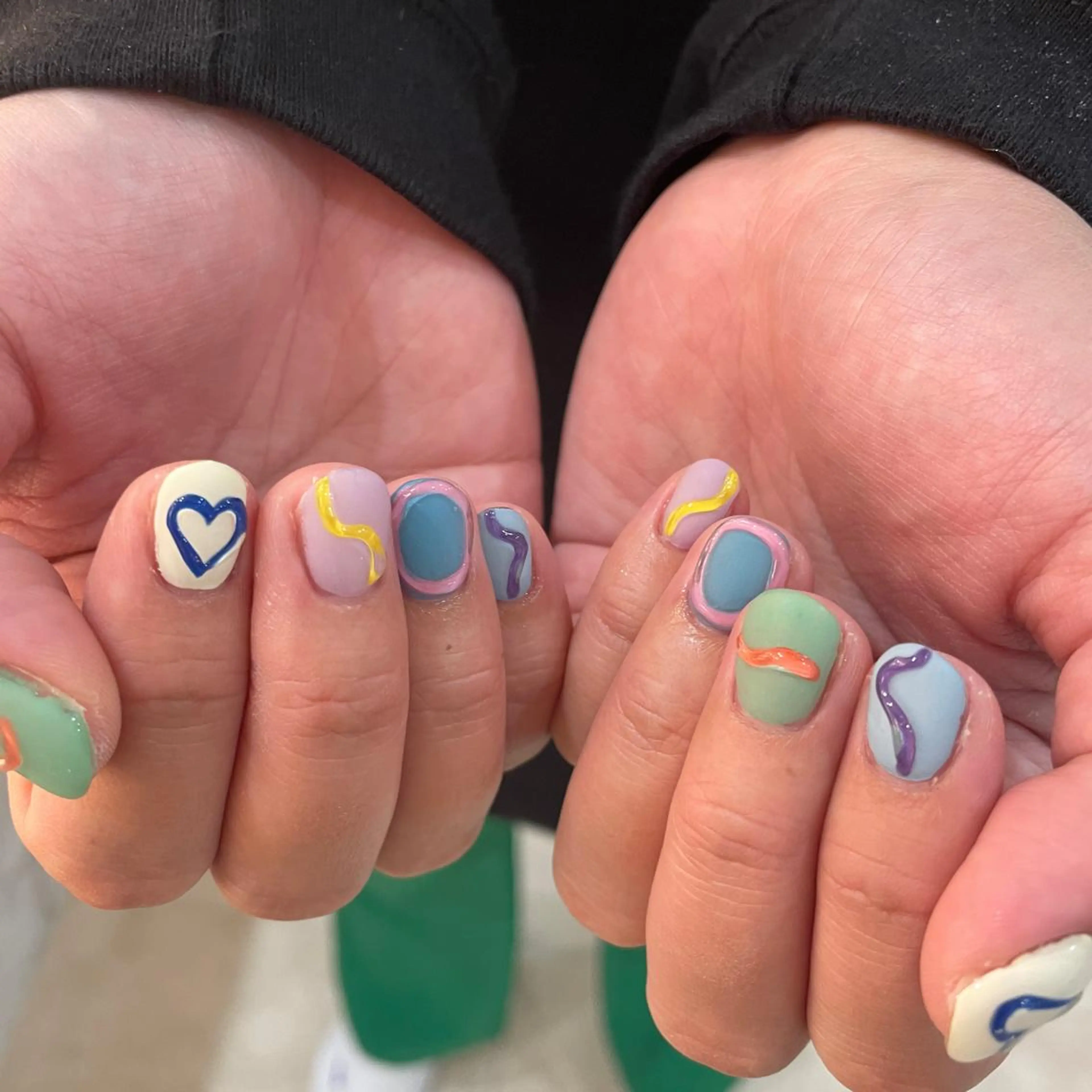 ネイル 栗田 ゆう子のネイルデザイン