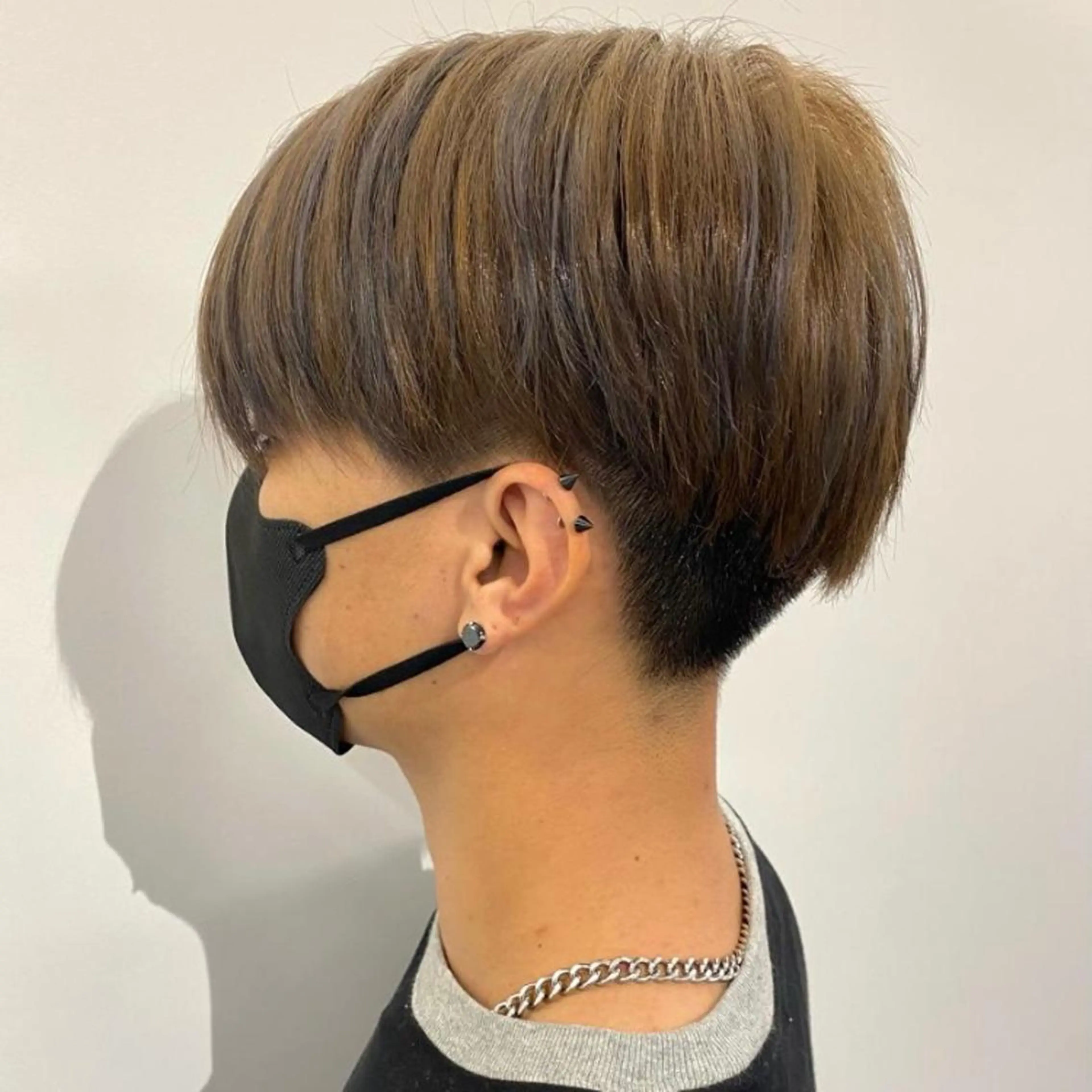 カラー ベージュカラー ブリーチ ハイライトカラー 🫧カラー＆エクステ 専門🤍松下🫧のヘアスタイル