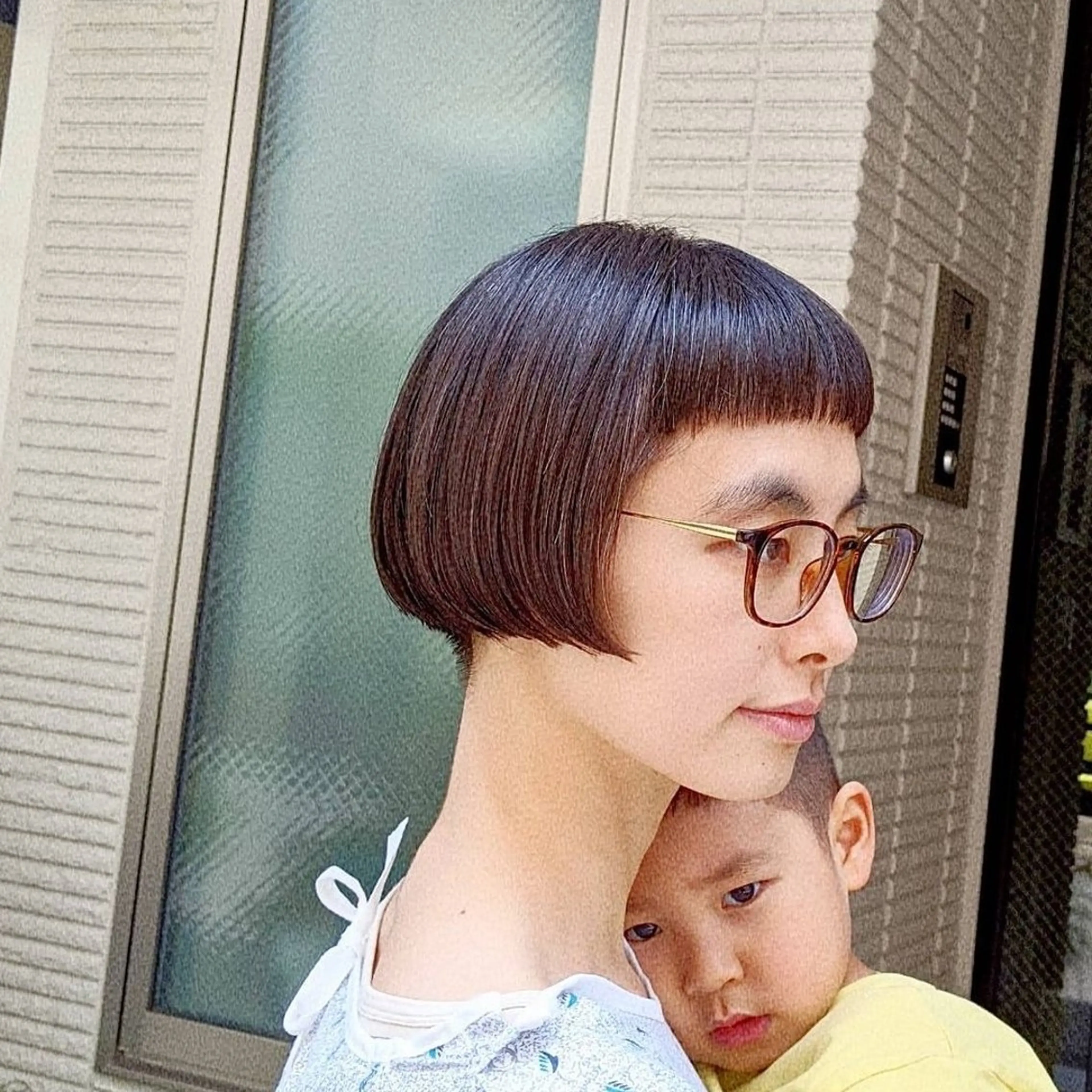 ショート ボブ オン眉 カット kitsuki北参道所属・カガラシュン/ 刈り上げ/ウルフのヘアスタイル