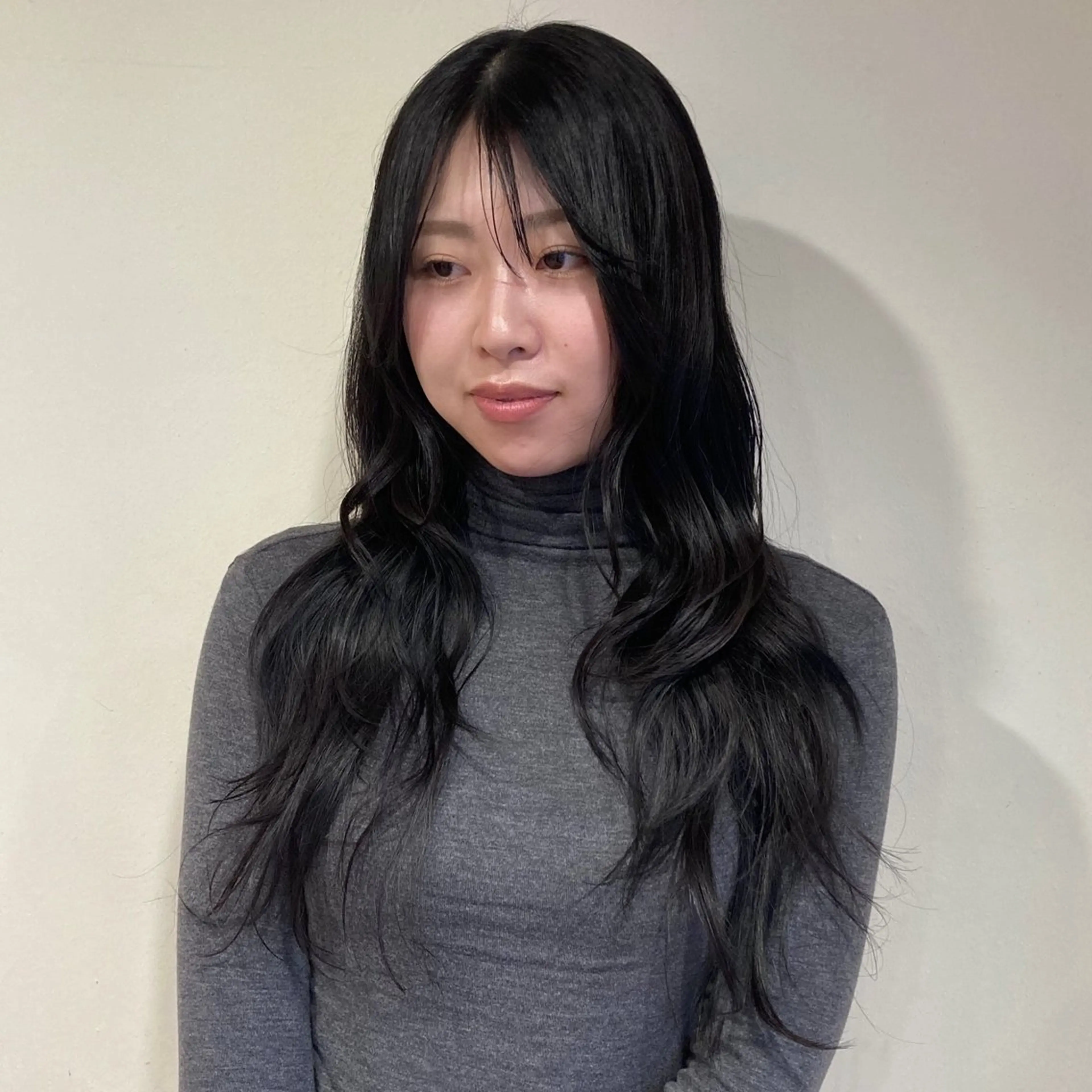 カラー 辰巳 遥萌のヘアスタイル