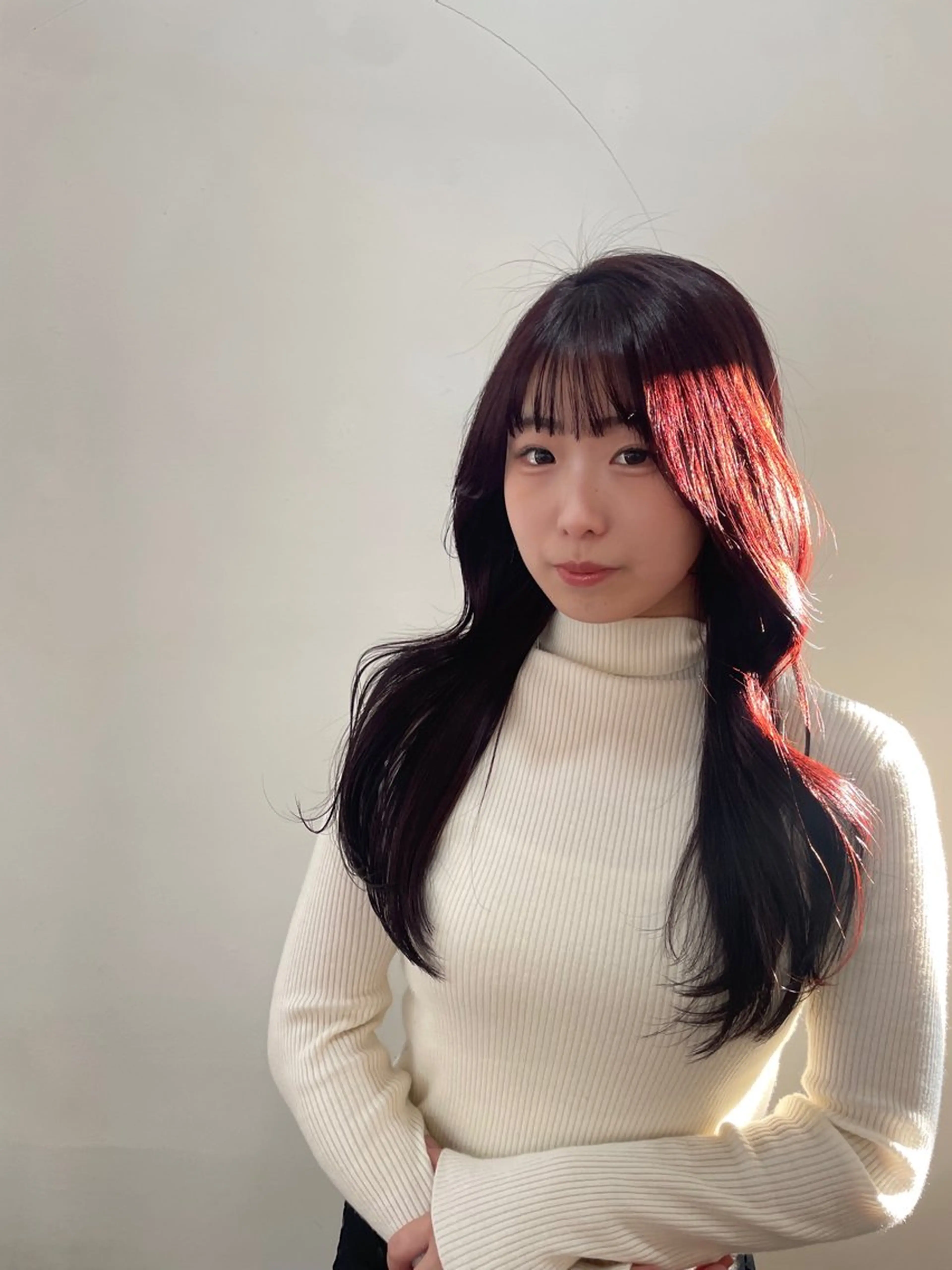 ロング カラー ブリーチ ケアブリーチ イヤリングカラー インナーカラー 髪質改善 mopa所属・mopa_kaede フェミニン／艶髪のヘアスタイル