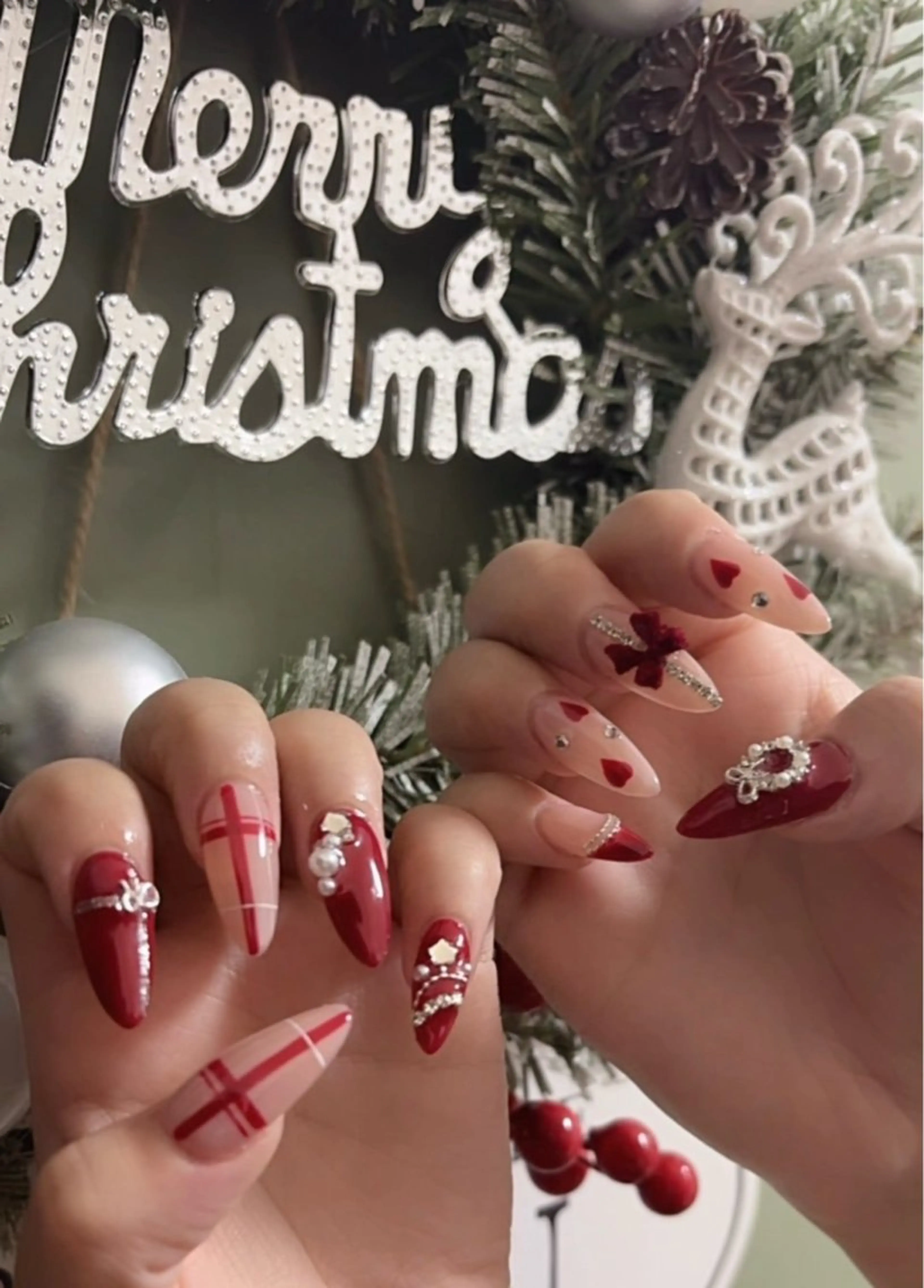 ネイル アートネイル オーロラネイル チークネイル 長さ出し フットネイル ハンドネイル Chan nailsのネイルデザイン