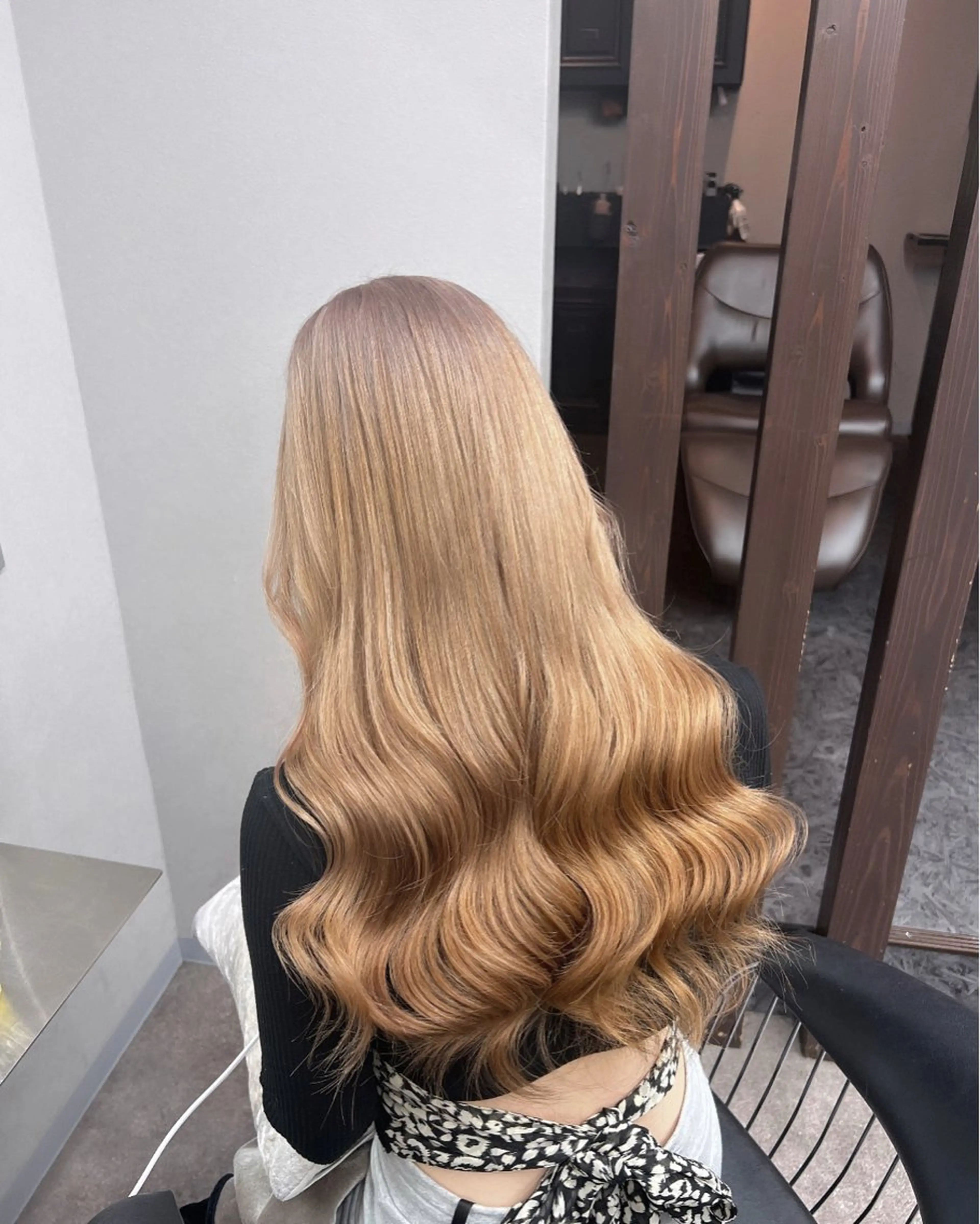ロング ヘアカラー ブリーチ・エクステ 🎀メイのヘアスタイル