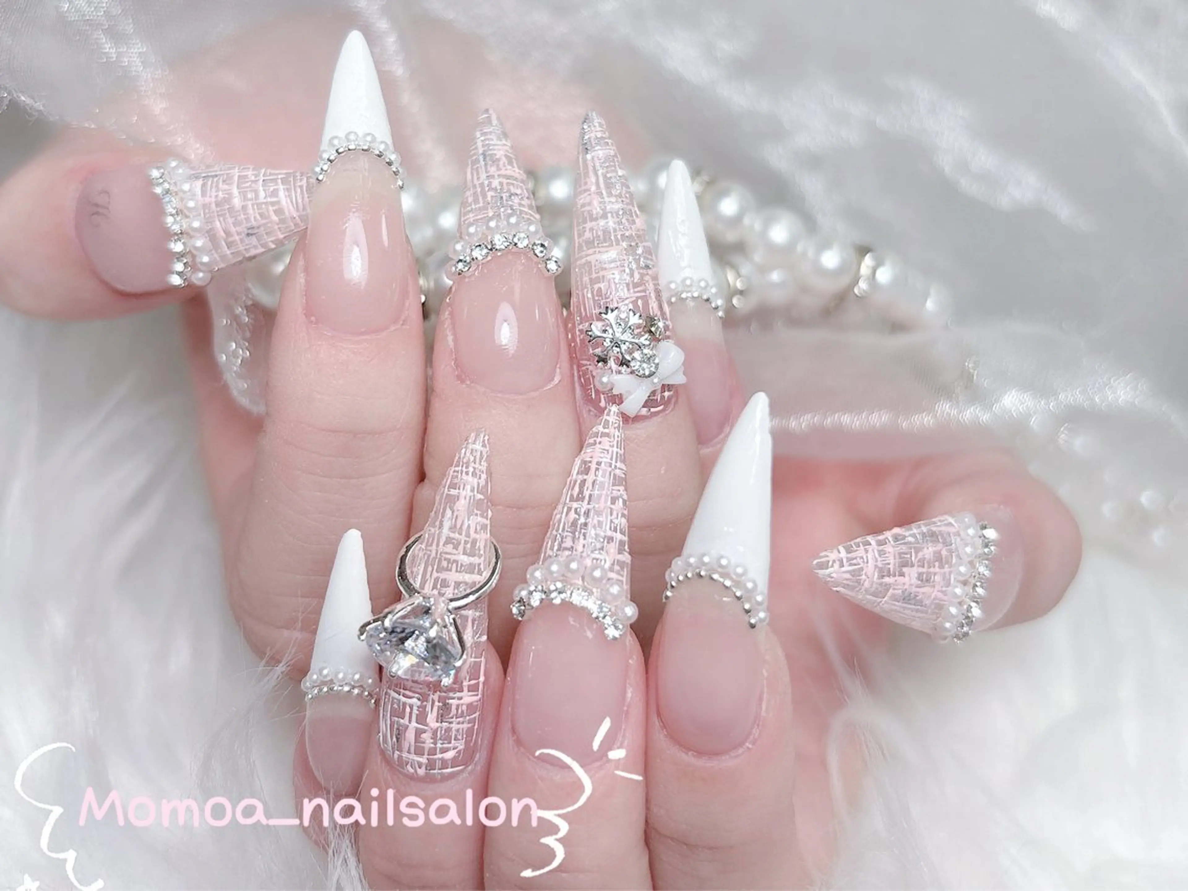 ネイル 成人式 ロングネイル マグネットネイル 大理石ネイル(マーブル) 持ち込み ハンドネイル Momoa nail salon所属・MoMoA Nail ネイル長さ出し専門店のネイルデザイン