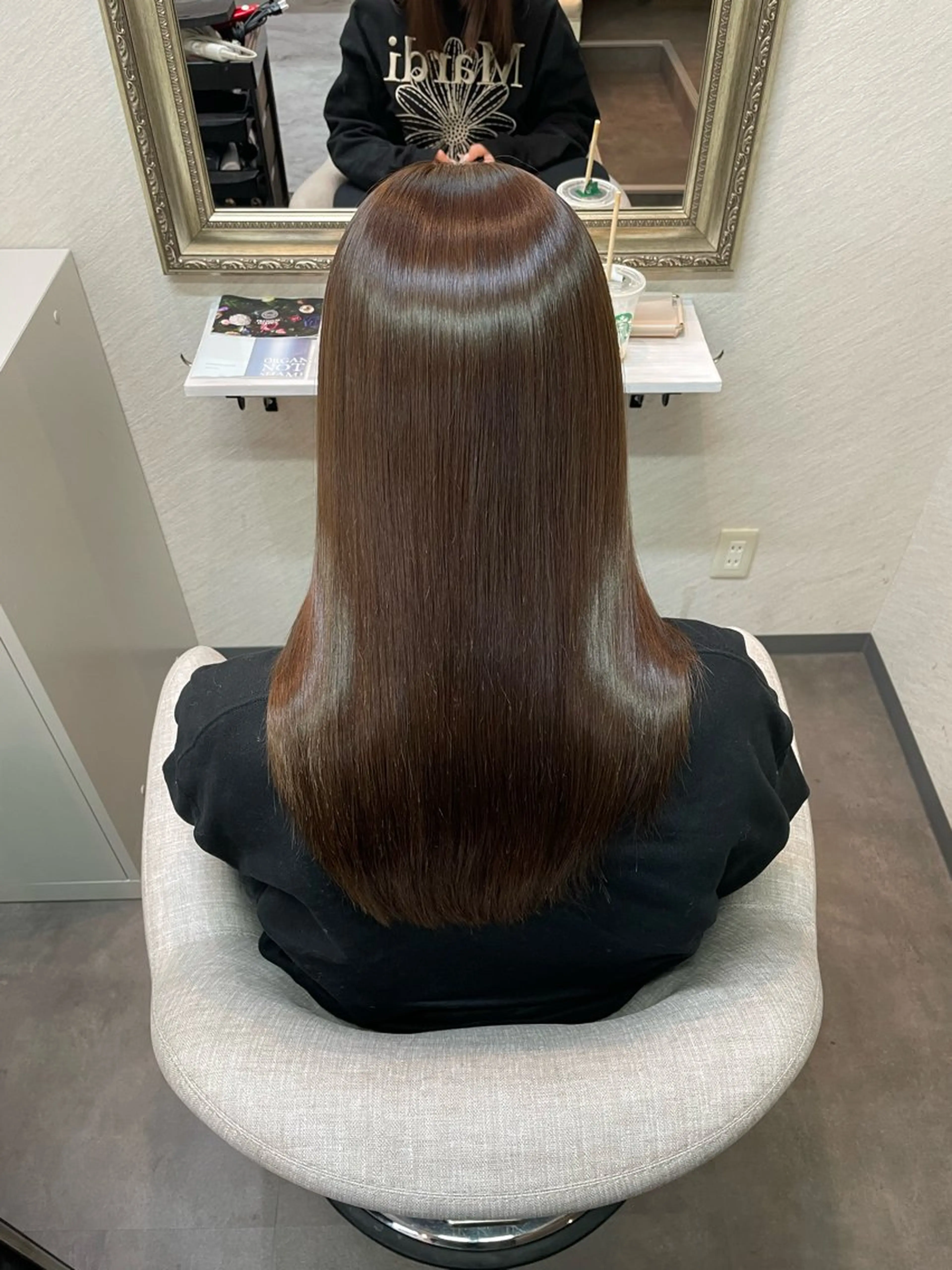 ロング ヘアカラー トリートメント アンナ 髪質改善/縮毛矯正のヘアスタイル