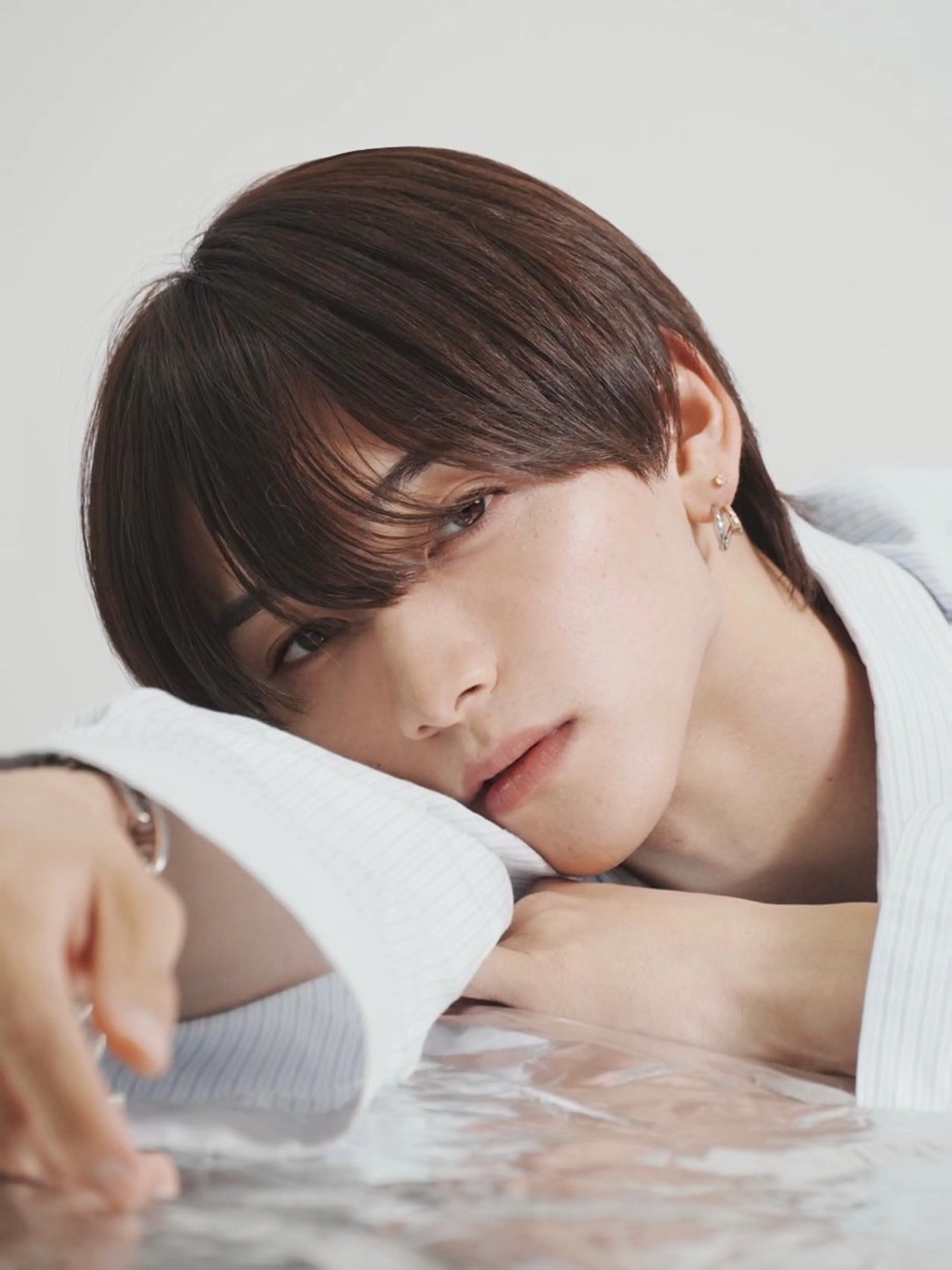 ショート パーマ メンズ センターパート コンマヘア フェードカット カルマパーマ マッシュ メンズヘア fifth前比嘉💥のヘアスタイル