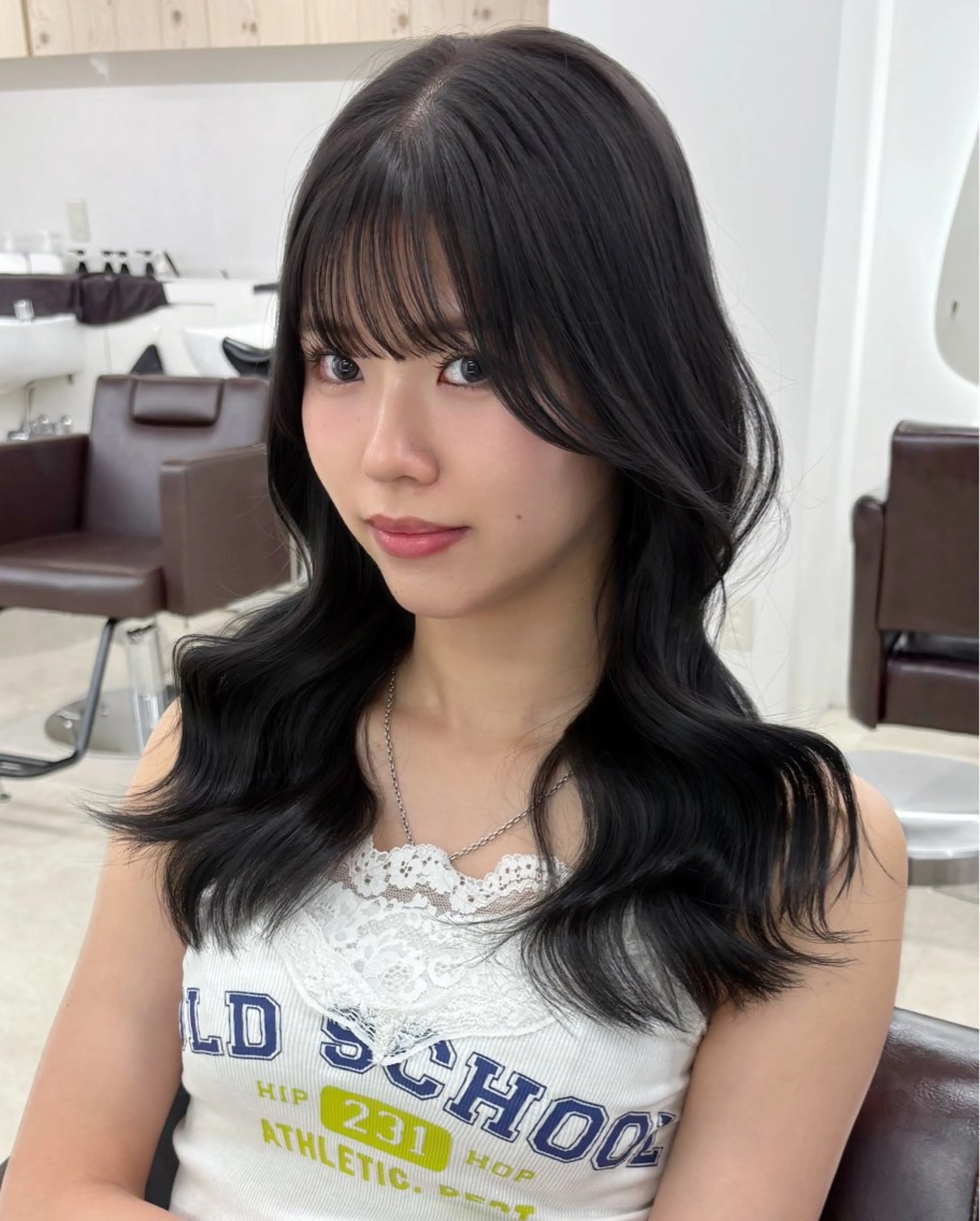 セミロング カラー カット ヘアカラー トリートメント ヘアセット 新宿/韓国ヘア/ 髪質改善ストレートのヘアスタイル