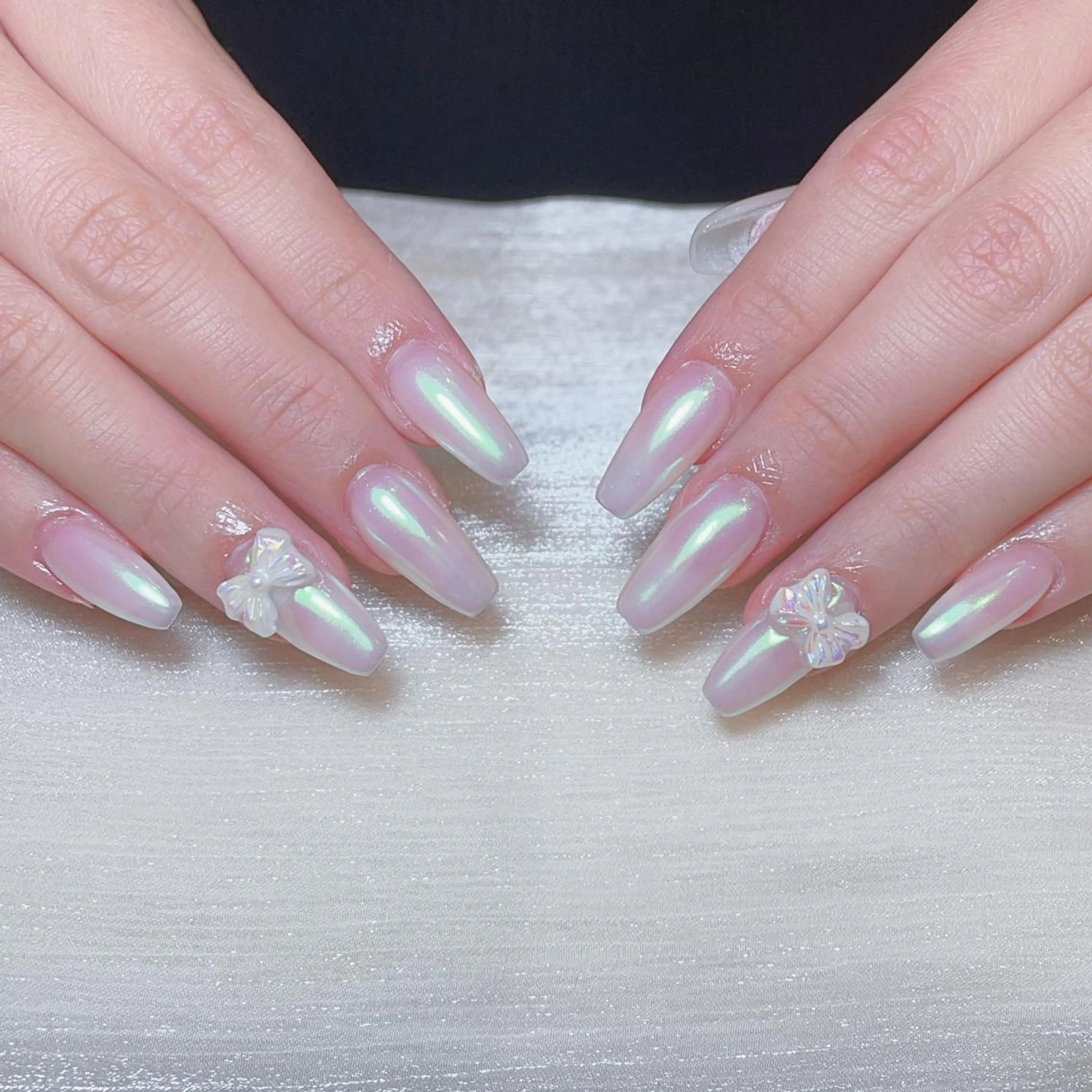 ネイル アートネイル オーロラネイル ガーリー キラキラネイル 韓国ネイル ハンドネイル Diamond NAIL✨のネイルデザイン