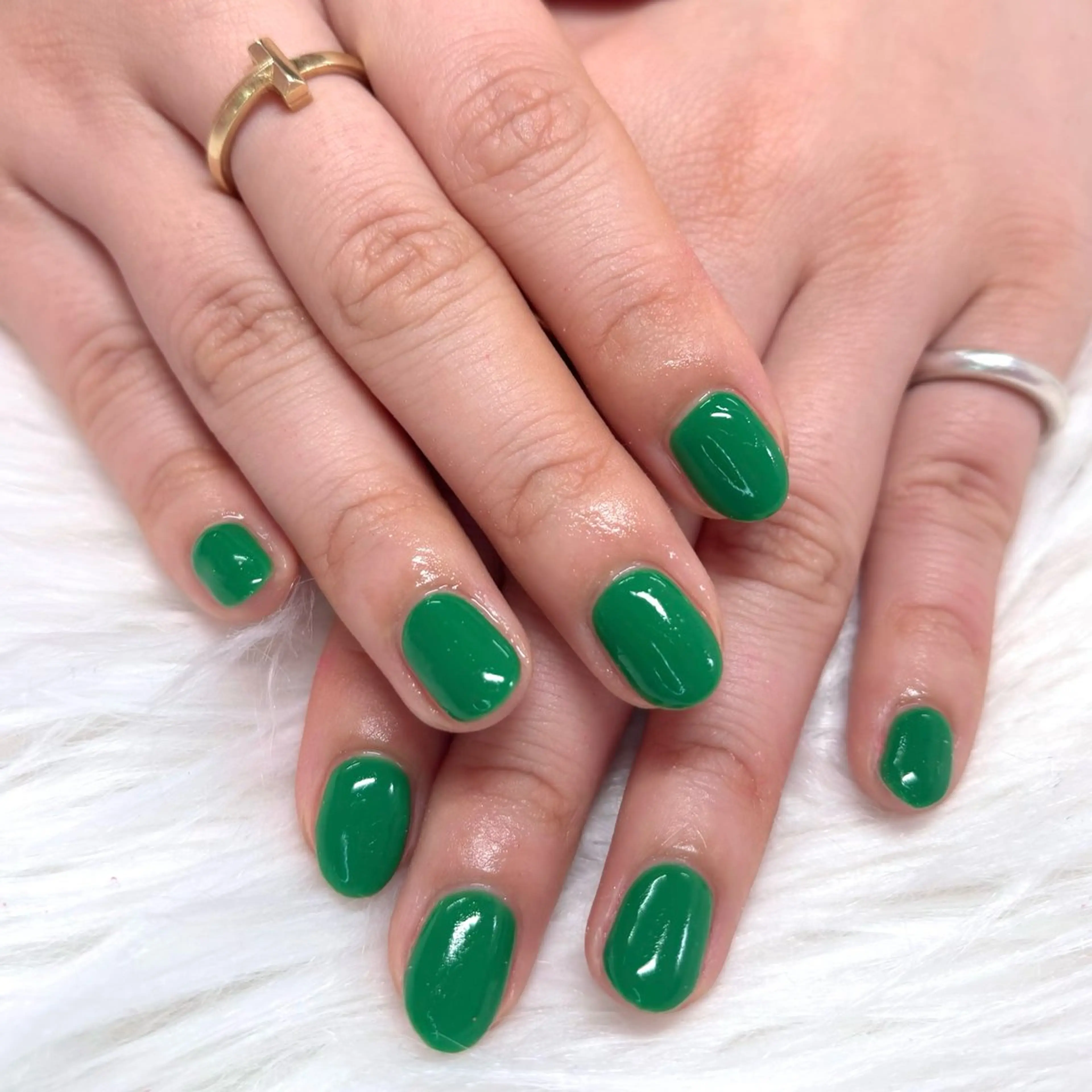 ネイル グリーン ワンカラーネイル ハンドネイル Noix nailのネイルデザイン