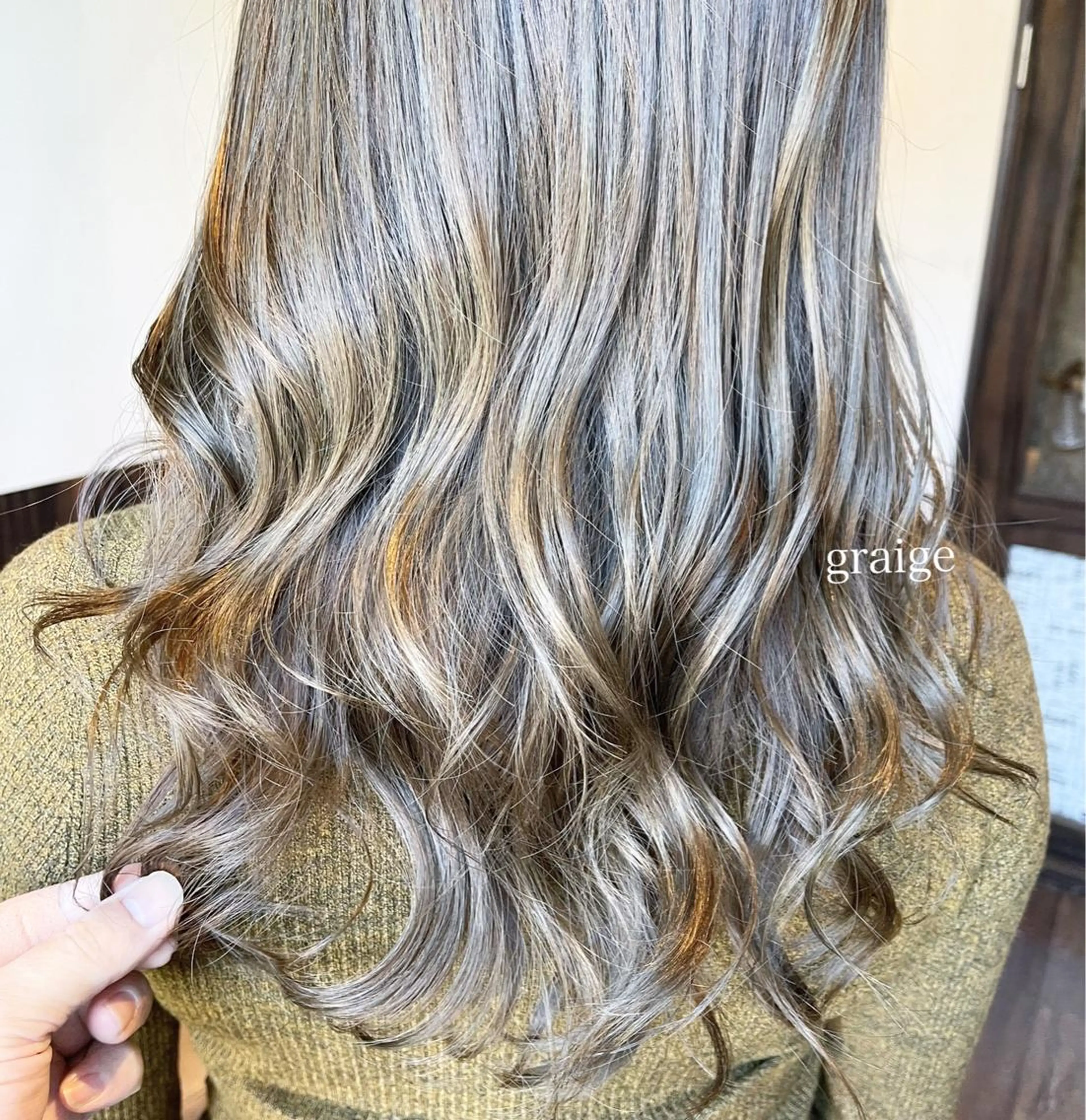 セミロング カラー カット ヘアカラー トリートメント ヘッドスパ 艶髪特化美容師 白岩　悟のその他イメージ