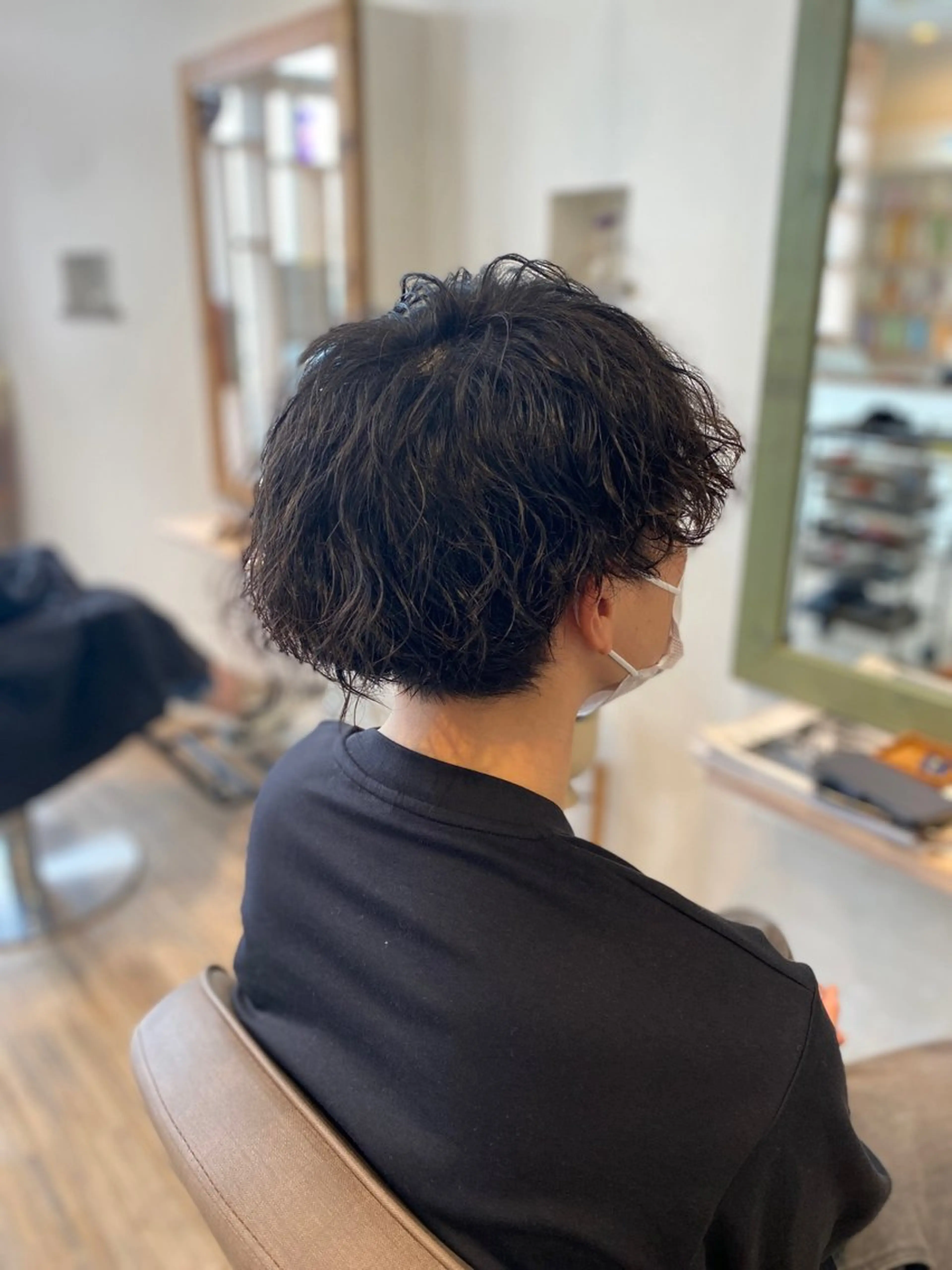 ショート パーマ メンズ メンズパーマ カット ヘッドスパ 安住 千明のヘアスタイル