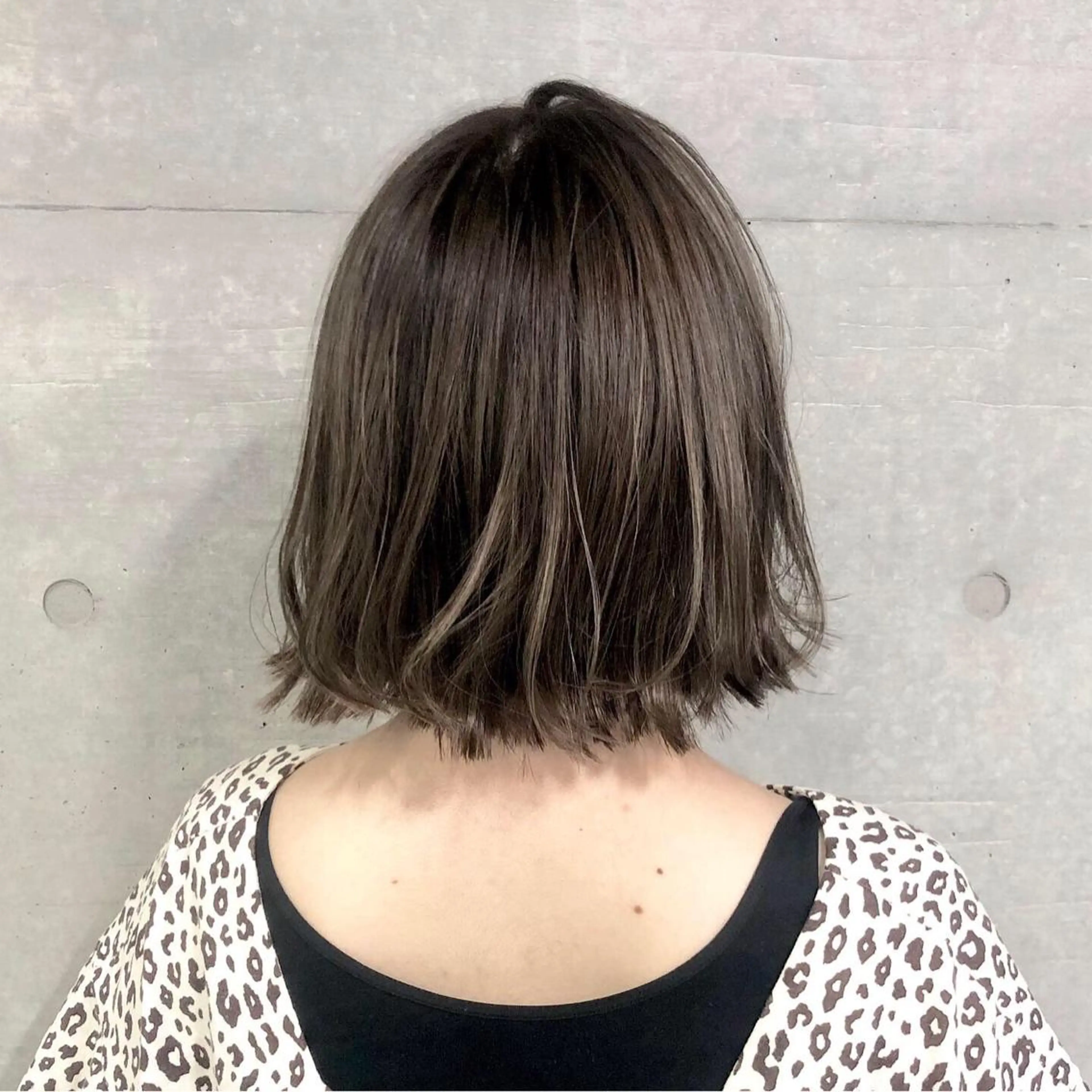 ミディアム カラー デザインカラー グレージュ ハイライトカラー ハイライト GrandStory SHIBUYA所属・卒業式お呼ばれ🕊️ ヘアセット✴︎ミキのヘアスタイル