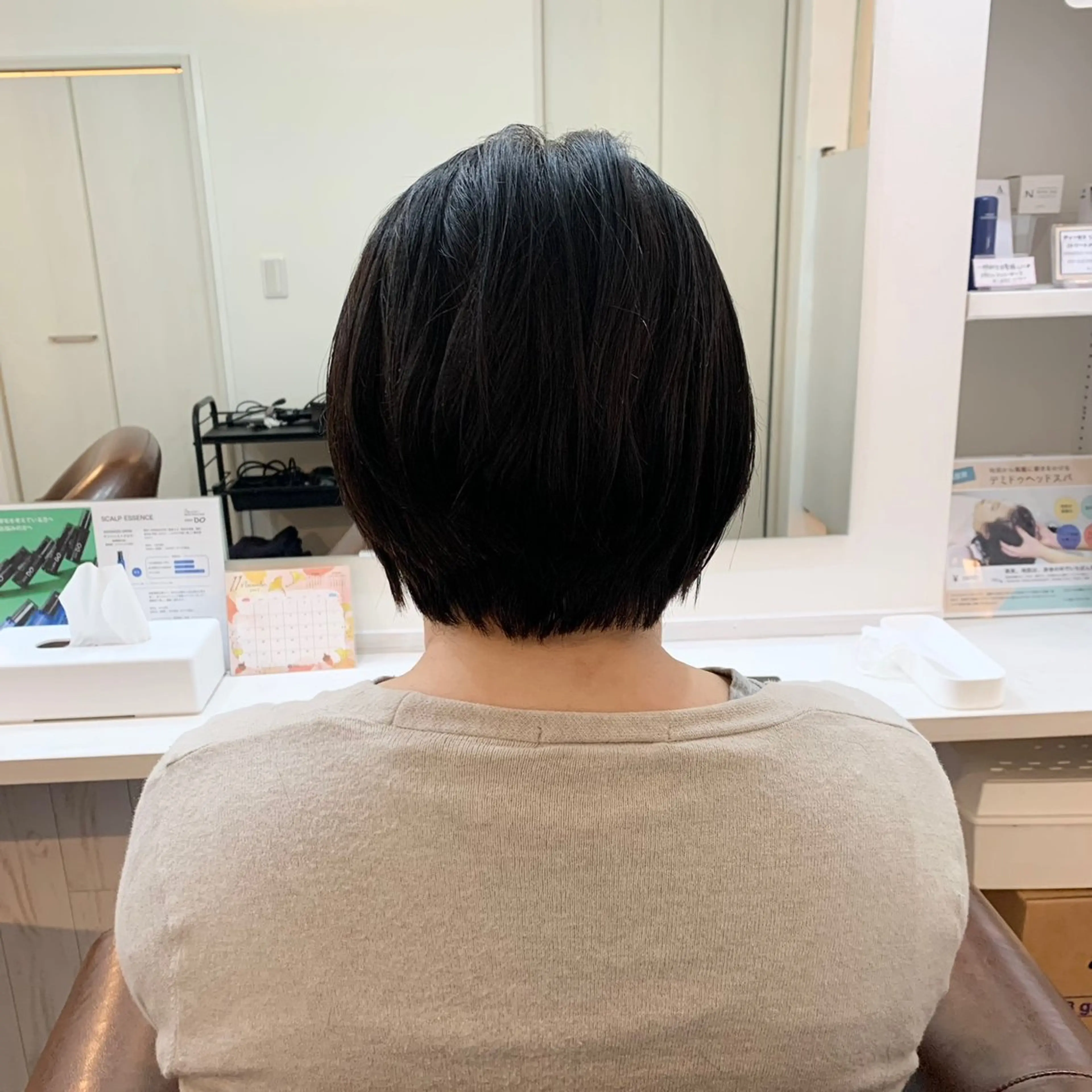 ショート ショートボブ ボブ ショートヘア 縮毛矯正 カット elua kanekoの眉毛・アイブロウイメージ