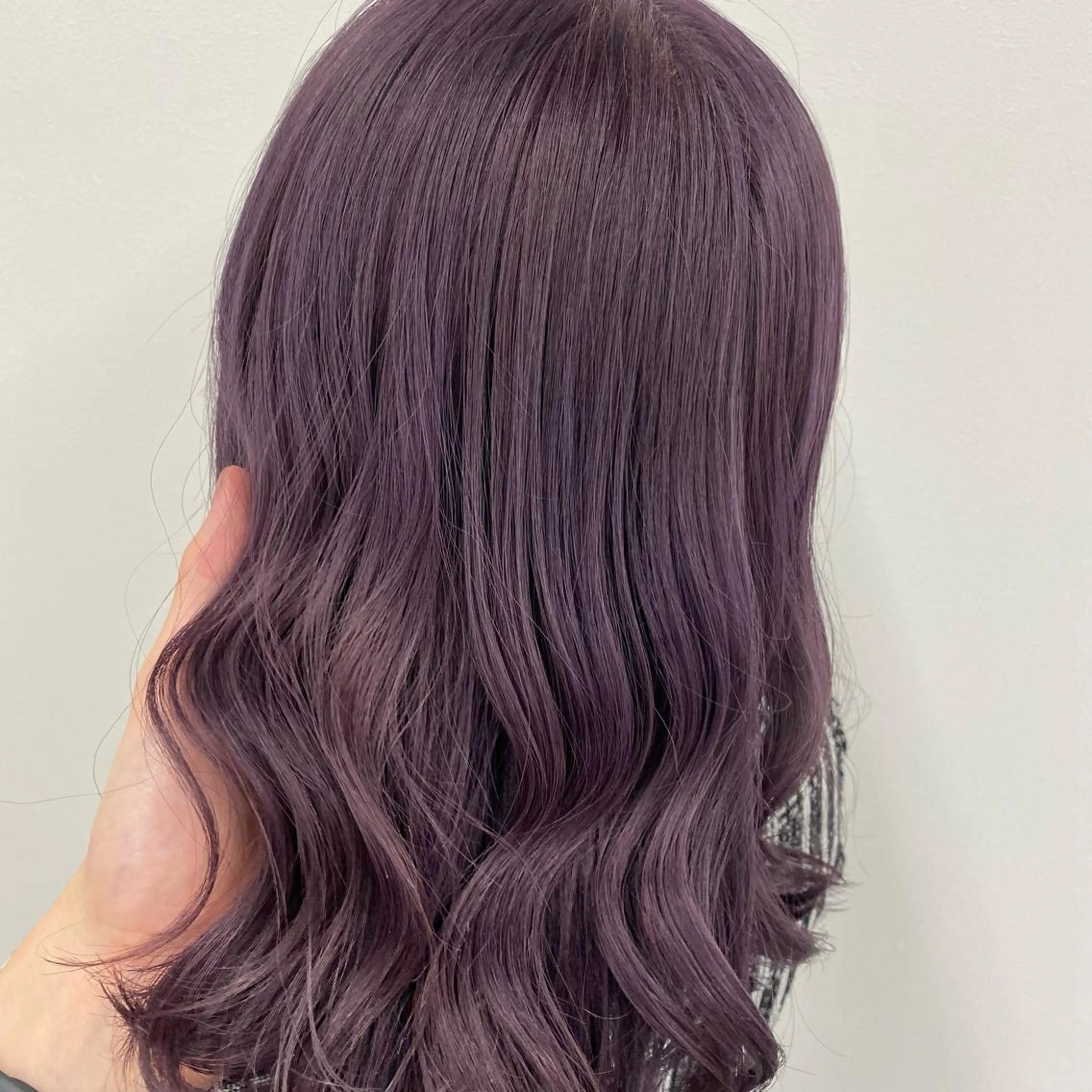 カラー ブリーチ ラベンダーカラー 髪質改善 ブリーチなしカラー の職人YOSHIKIのヘアスタイル