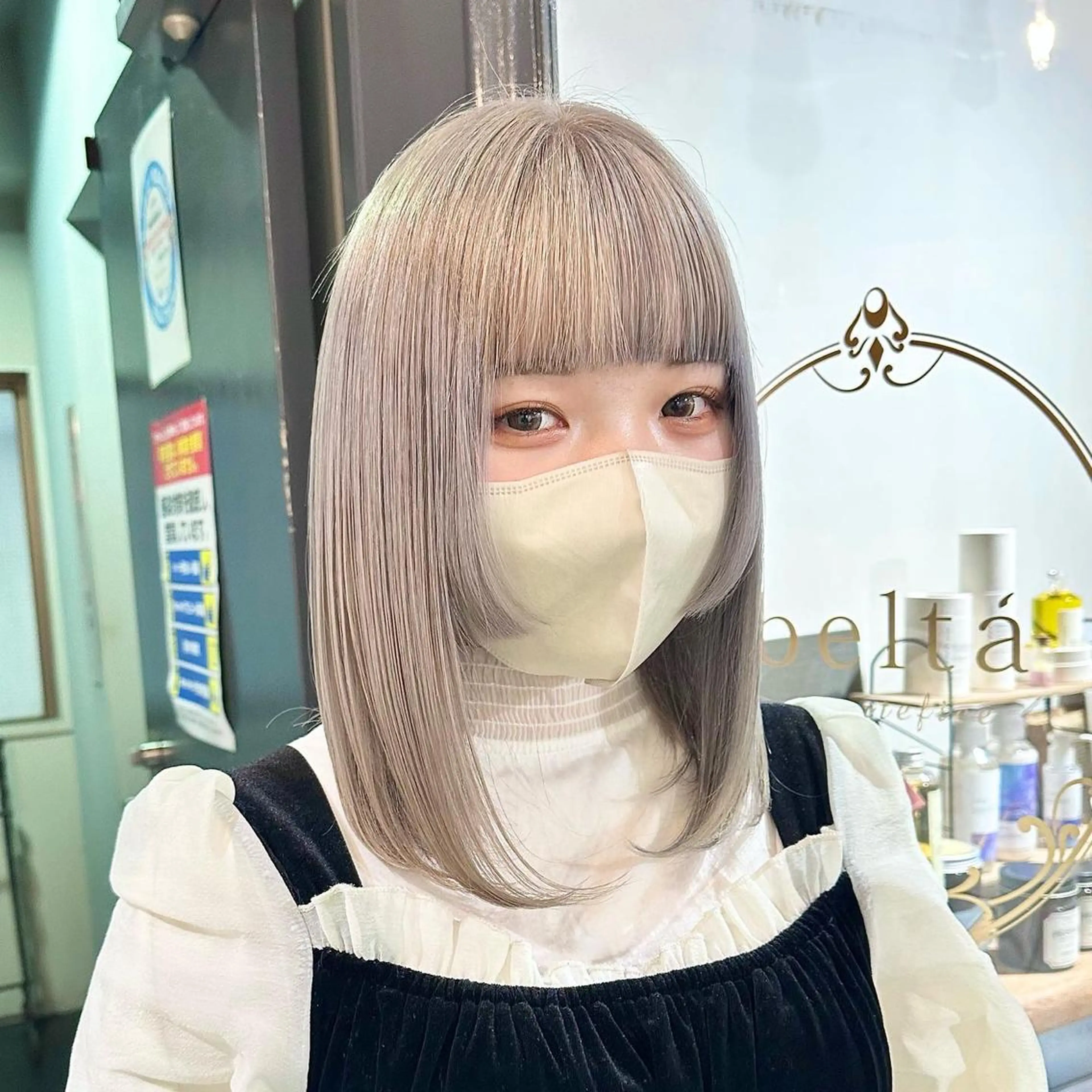 ミディアム カラー カット ヘアカラー トリートメント 梅田ハイトーン チダ ヒナノのヘアスタイル