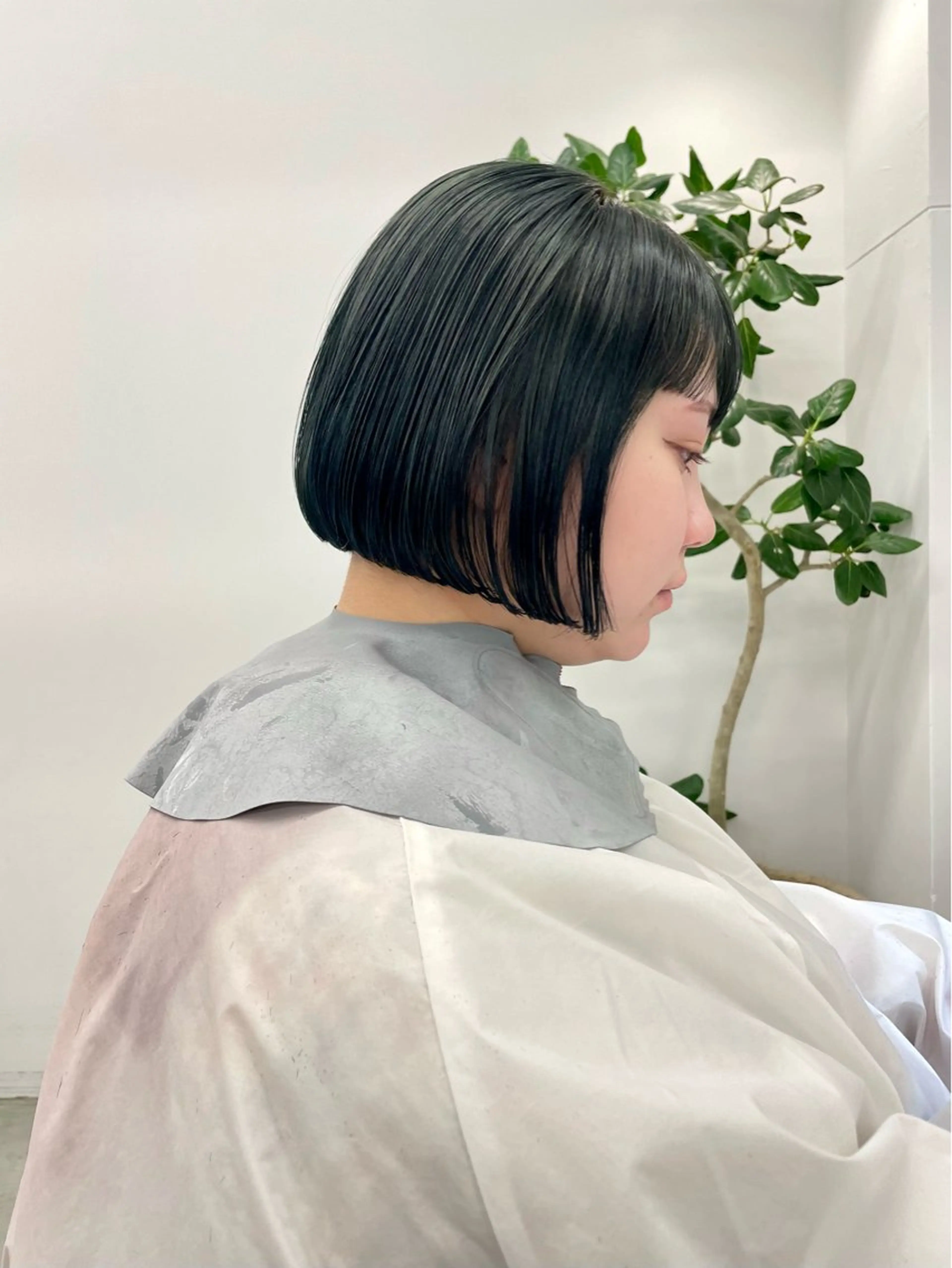 ミディアム カラー カット ヘアカラー トリートメント オカモト ミユウ/ブリーチのヘアスタイル