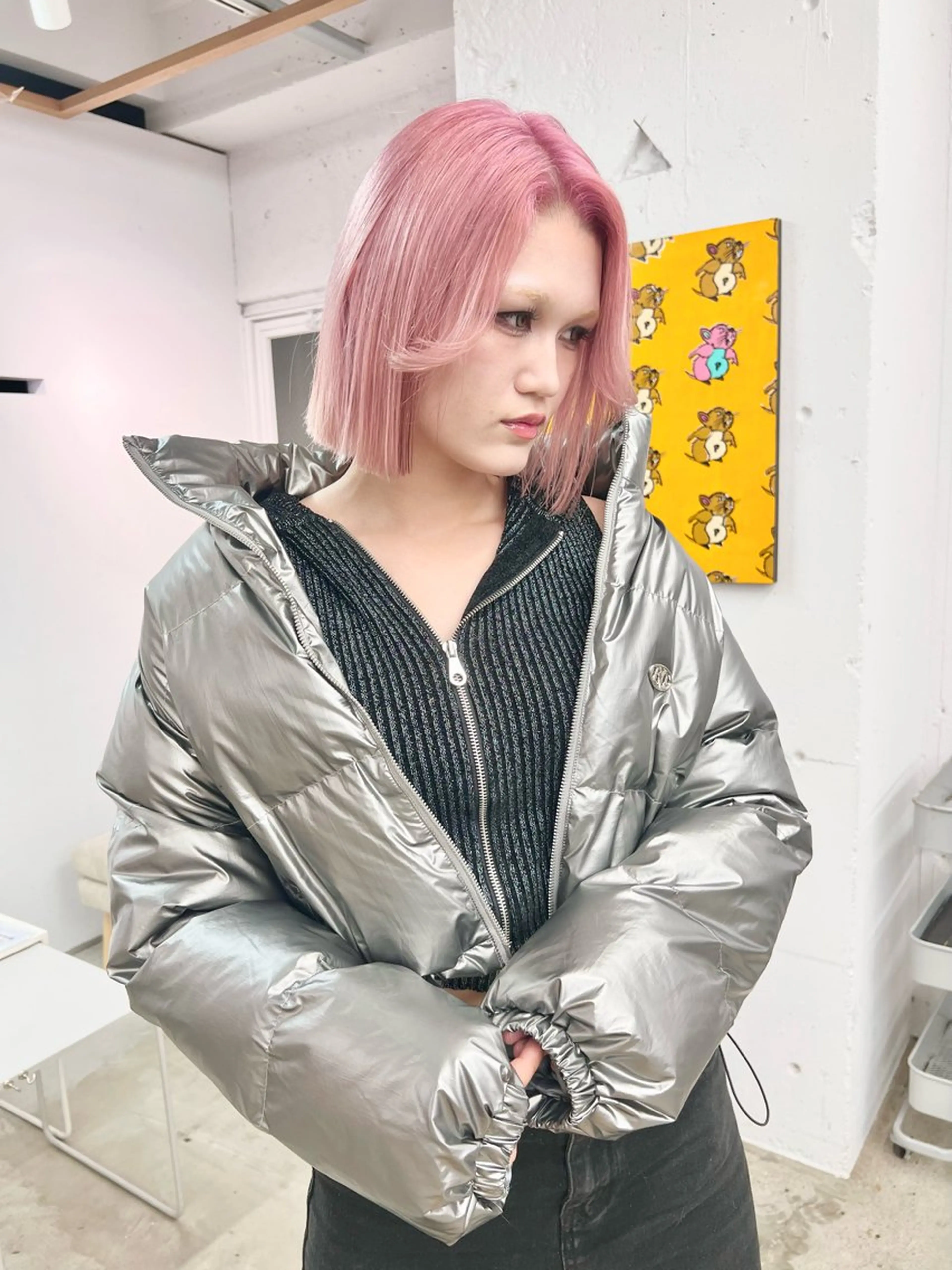 ショート カラー ブリーチ ブロンド ケアブリーチ デザインカラー ハイトーンカラー ヘアカラー MONIQA原宿所属・24時間受付🌈ブリ ーチ特化RYUTOのヘアスタイル